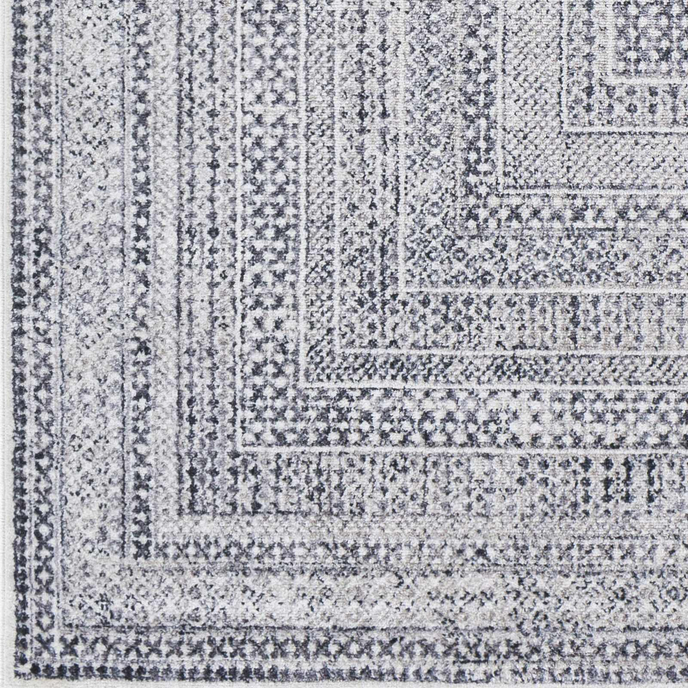 Mandaon Area Rug - Clearance by Boutique Rugs