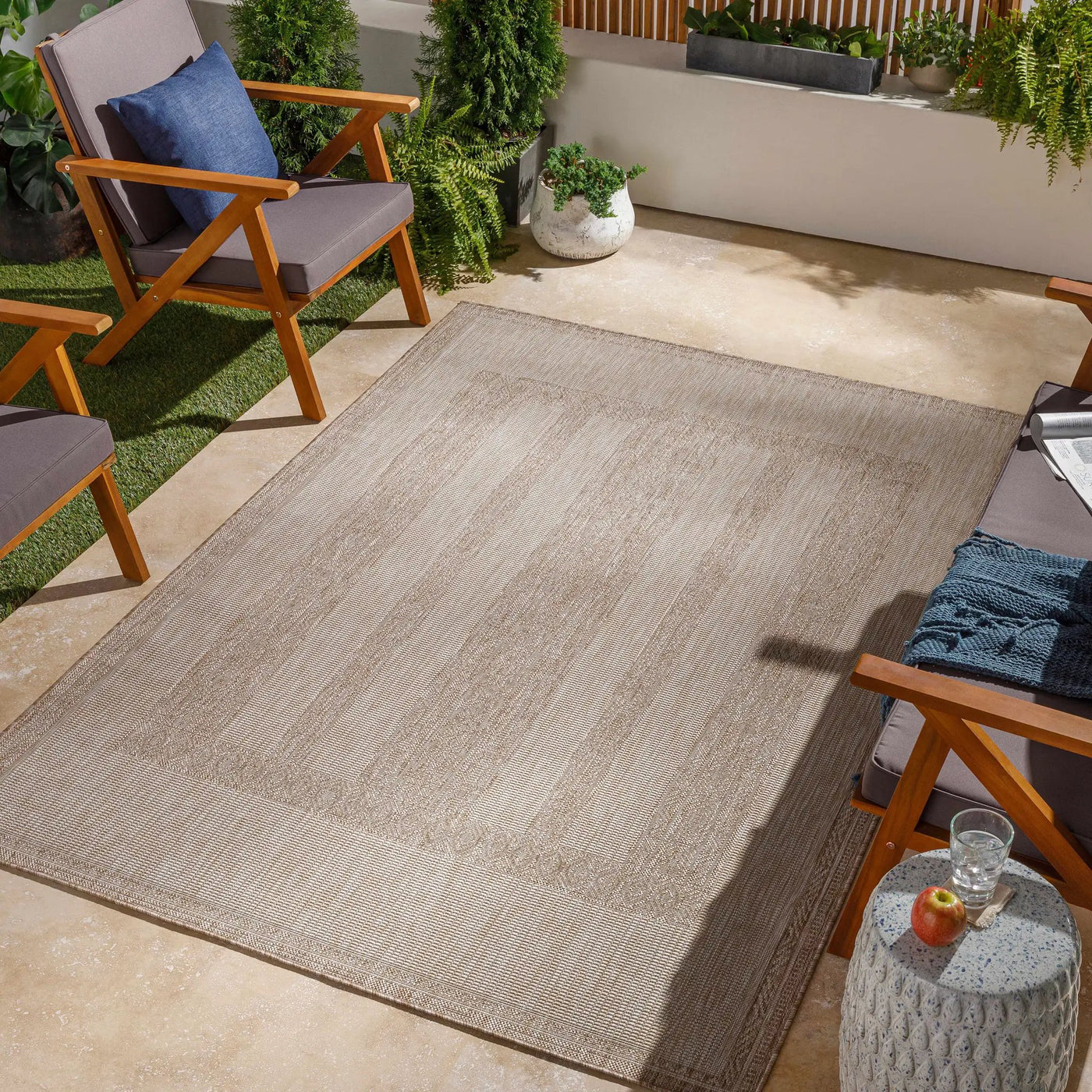 Manorhaven Indoor & Outdoor Rug - Clearance by Boutique Rugs