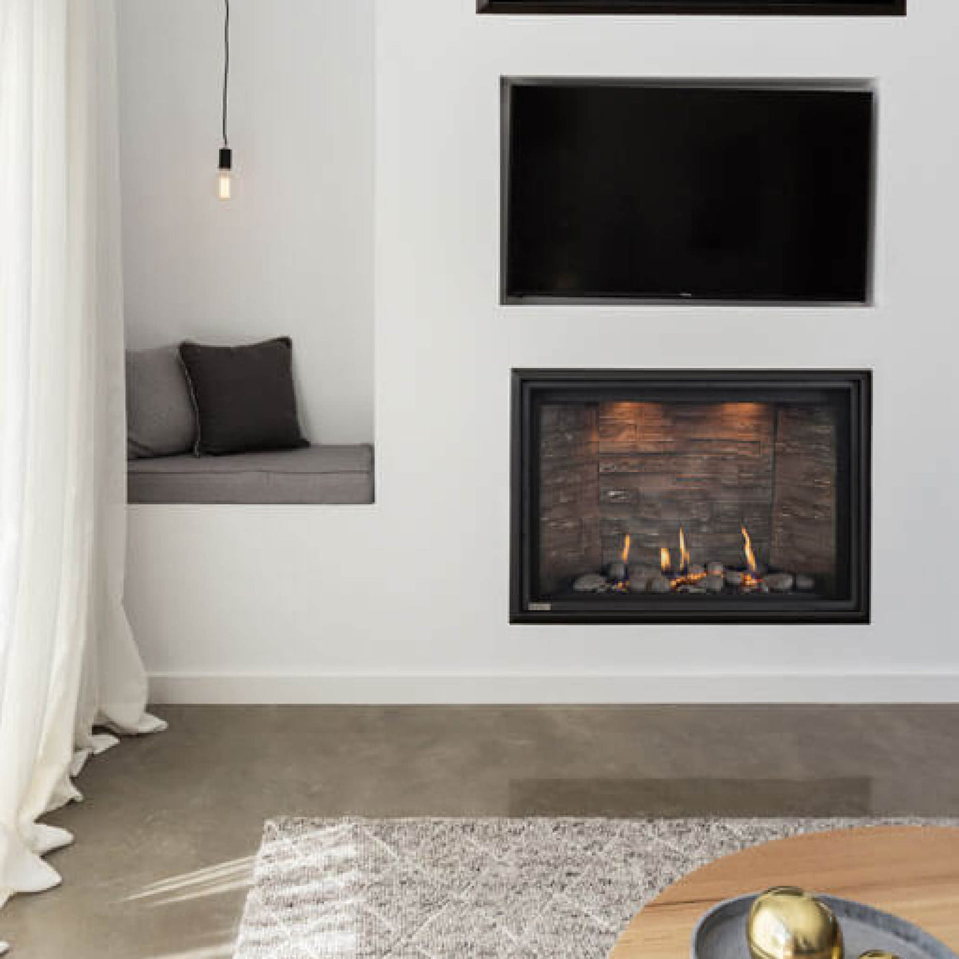 Montigo DelRay Square Full Load Direct Vent Natural Gas Fireplace With Battery Backup [DRSQ34/38/42NI-2] (SAK15983) by SAKSBY WHOLESALE
