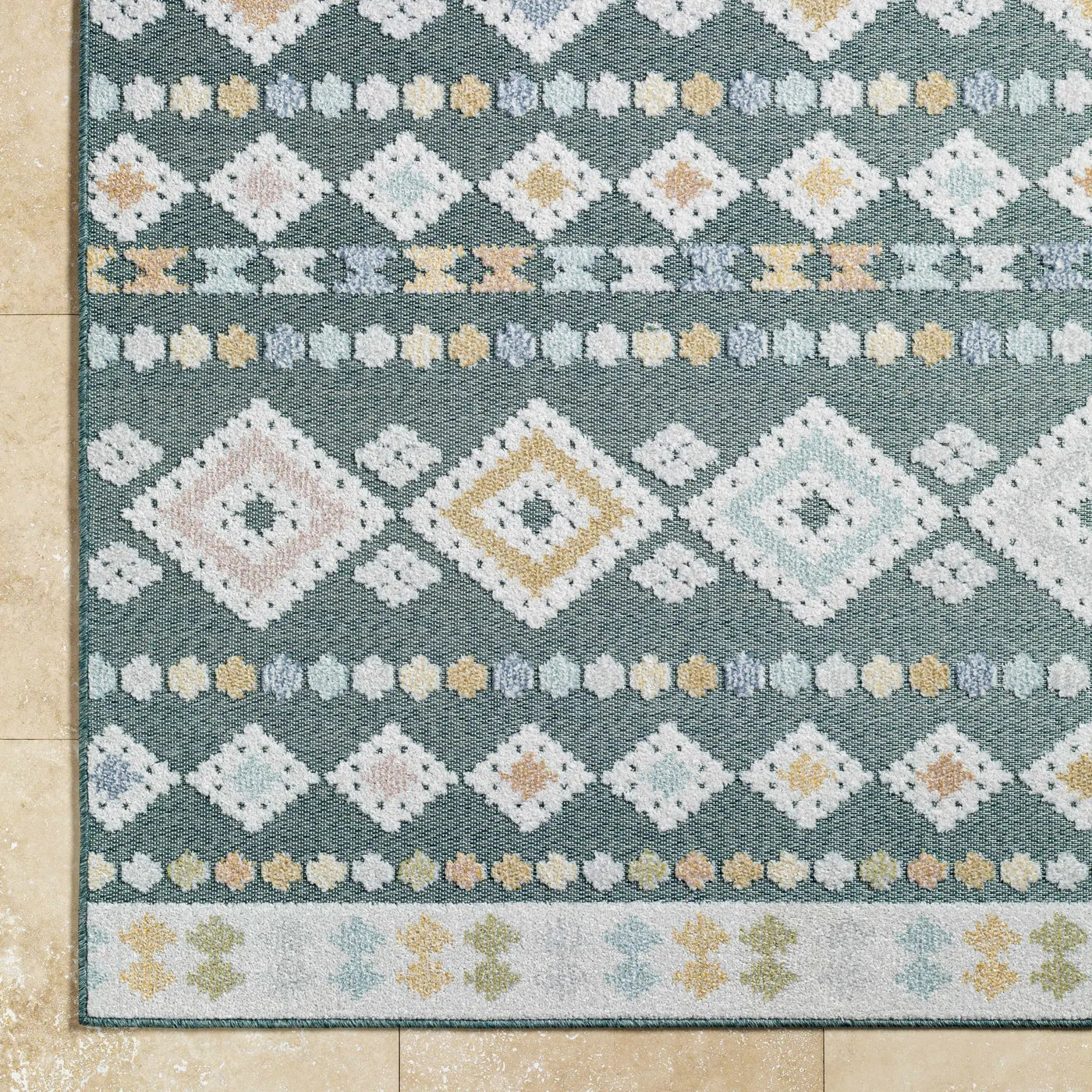 Metta Medium Green Outdoor Area Rug - Clearance by Boutique Rugs