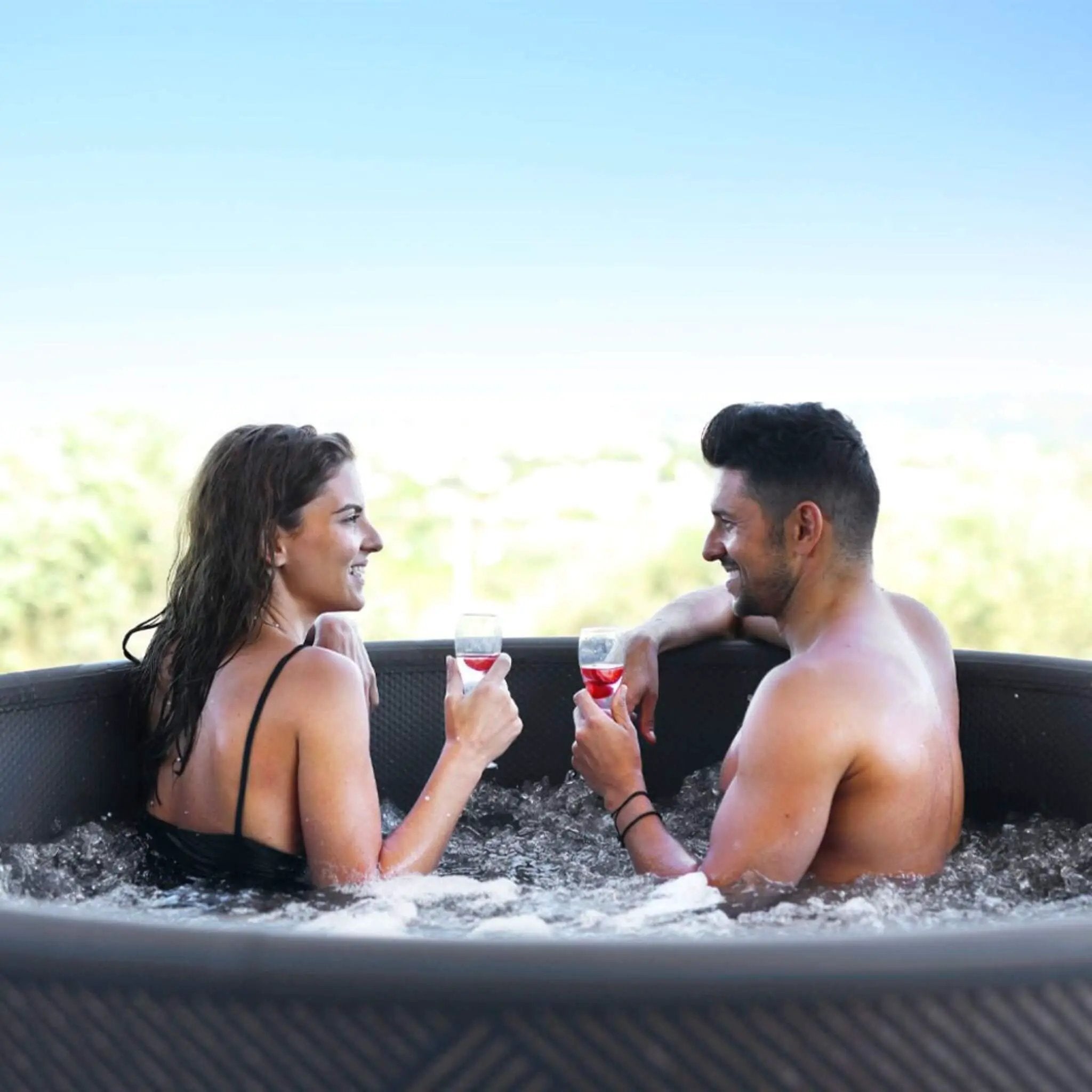 MSpa Mono Frame Series Luxury 6-Person Inflatable Round Hot Tub With WIFI Control [F-MO063W] (SAK75263) by SAKSBY WHOLESALE
