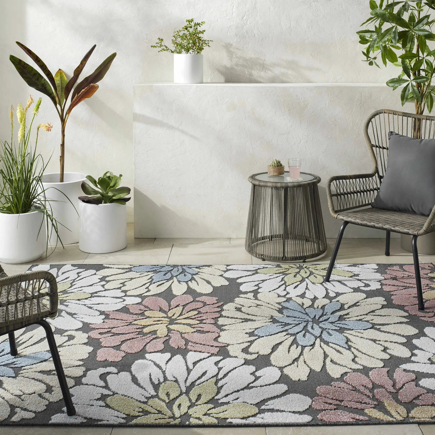 Minga Charcoal Outdoor Area Rug - Clearance by Boutique Rugs