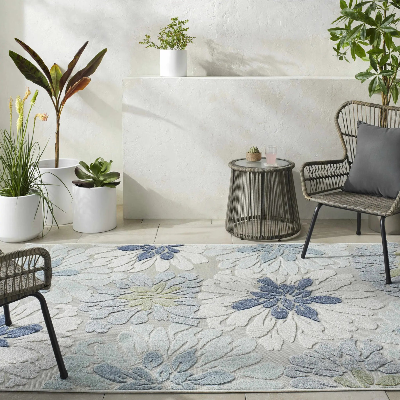 Minga Cream Outdoor Area Rug - Clearance by Boutique Rugs