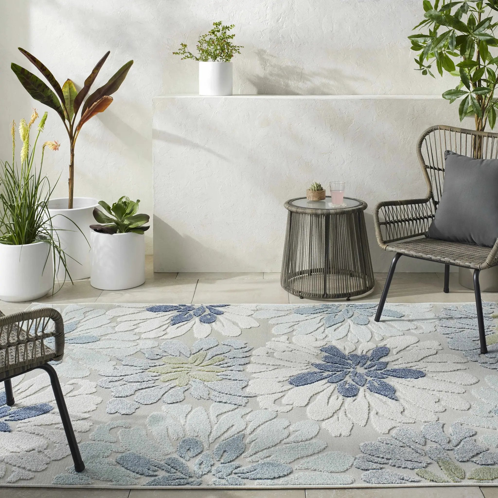 Minga Cream Outdoor Area Rug - Clearance by Boutique Rugs