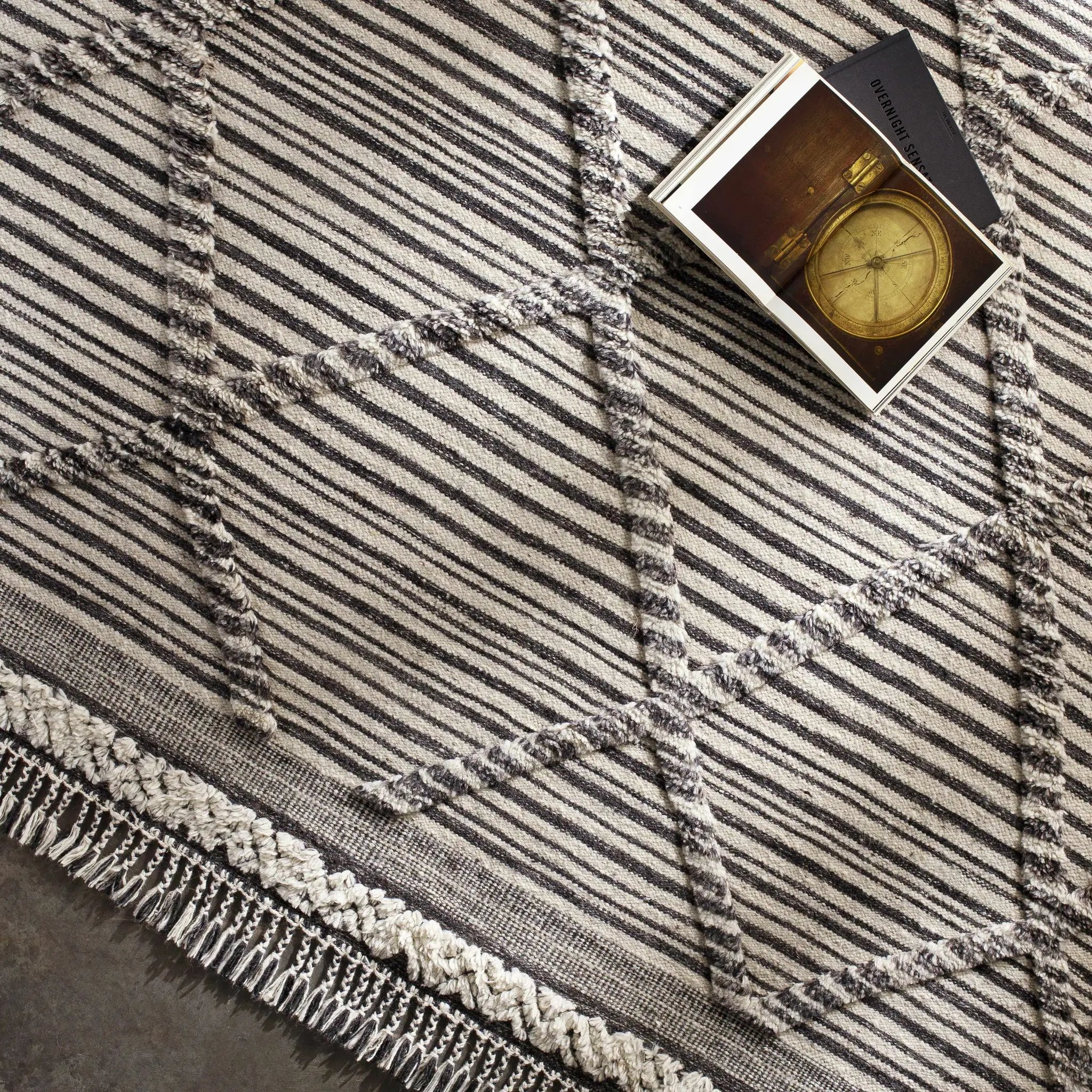 Nairobi Area Rug - Clearance by Boutique Rugs