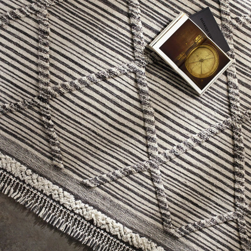 Nairobi Area Rug - Clearance by Boutique Rugs
