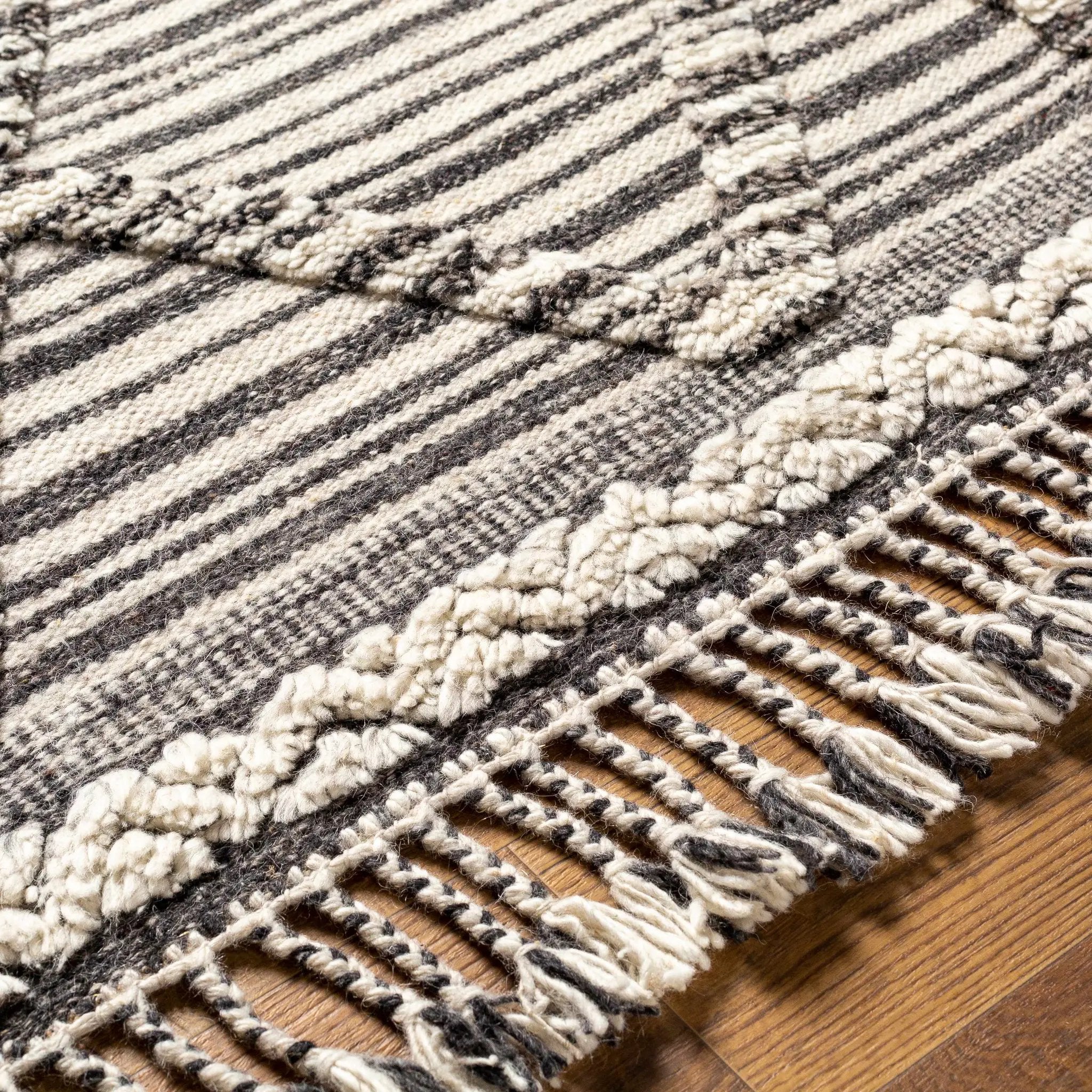Nairobi Area Rug - Clearance by Boutique Rugs