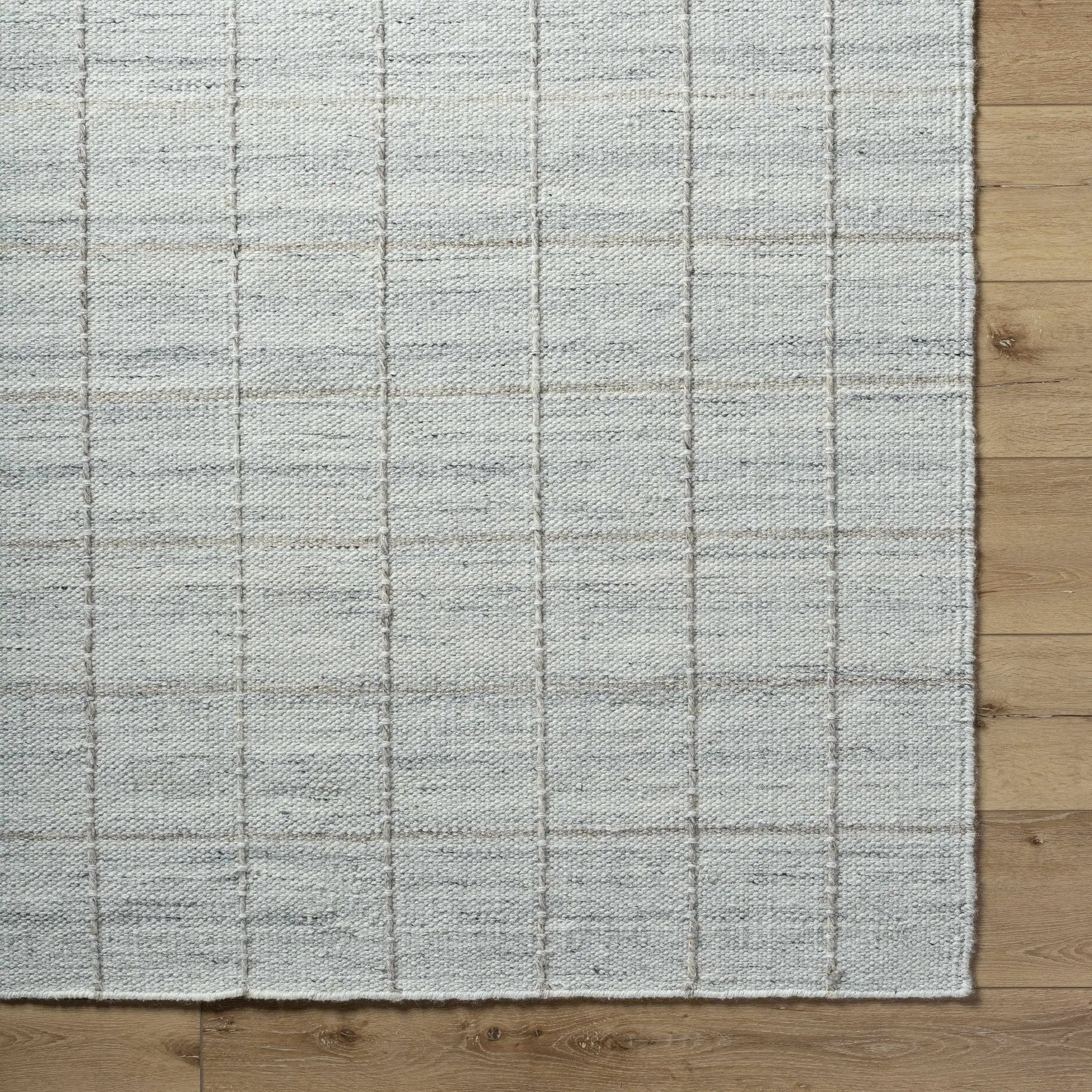 Nissa Light Gray Checkered Wool Rug by Boutique Rugs