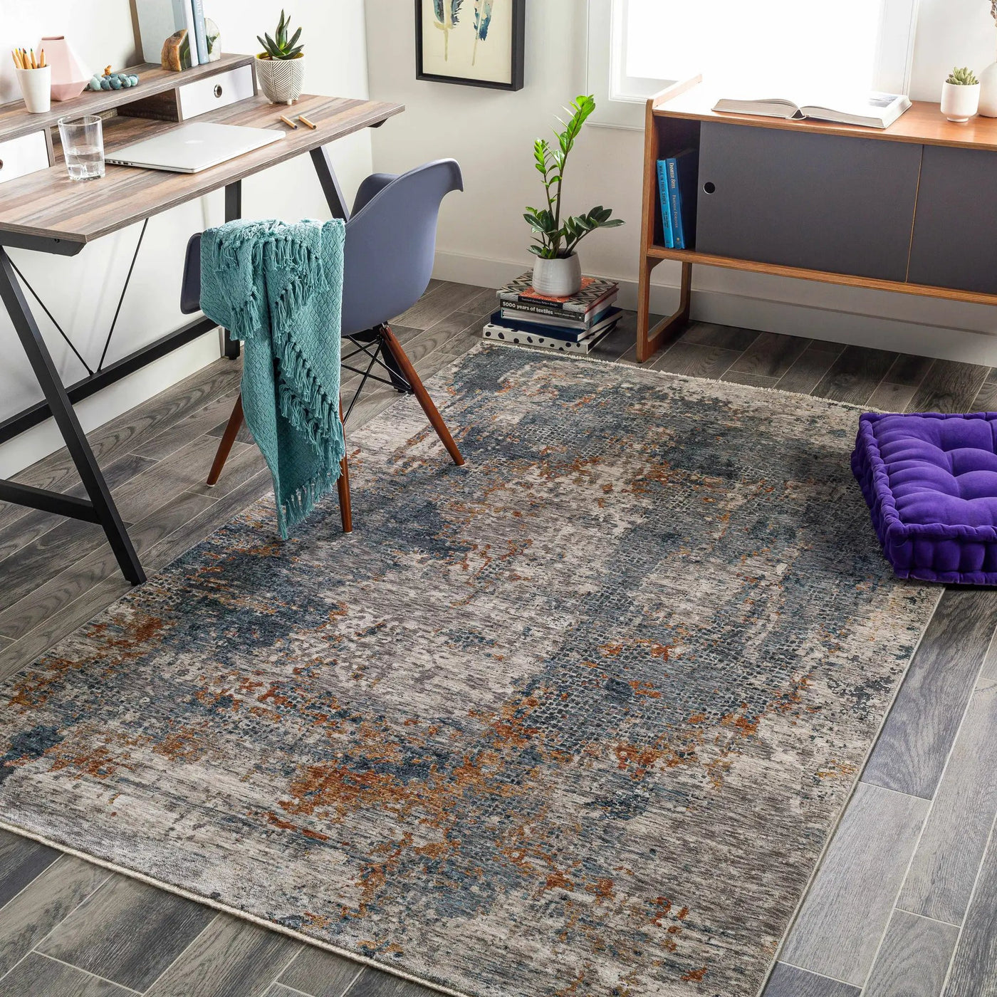 Andreas Luxe Fringe Rug by Boutique Rugs