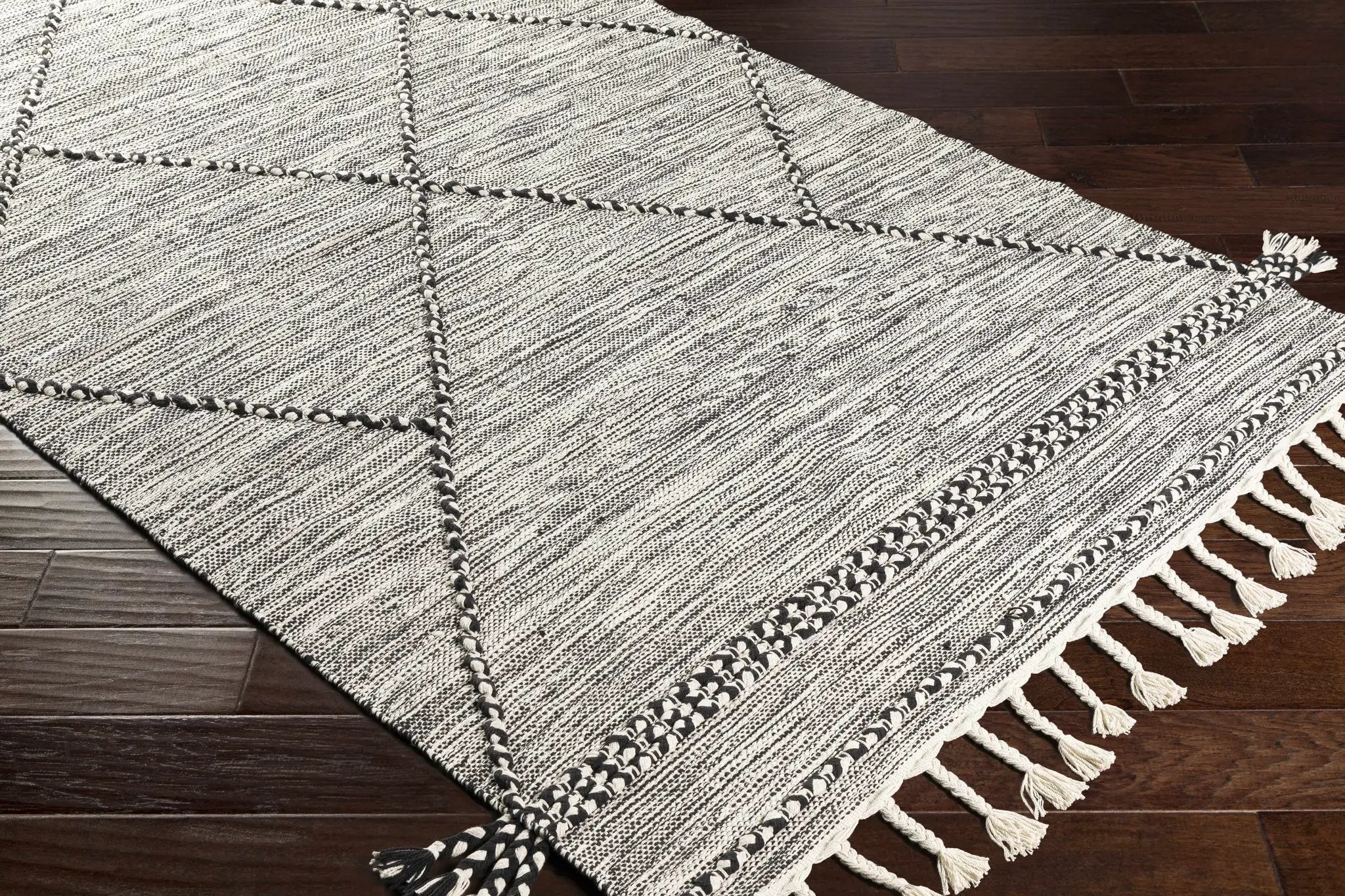 Neal Black/Cream Trellis Cotton Rug with Tassels - Clearance by Boutique Rugs