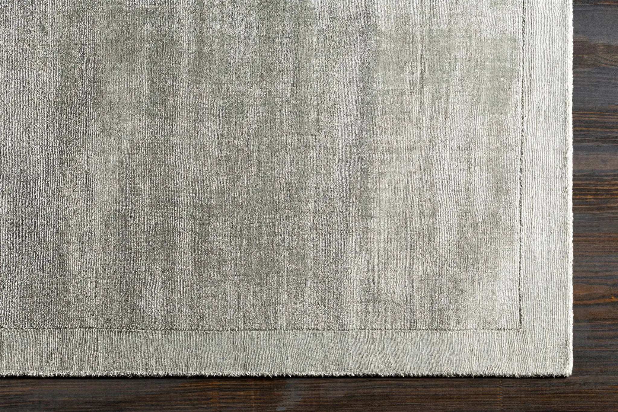 Niota Sheen Light Gray Premium Rug by Boutique Rugs