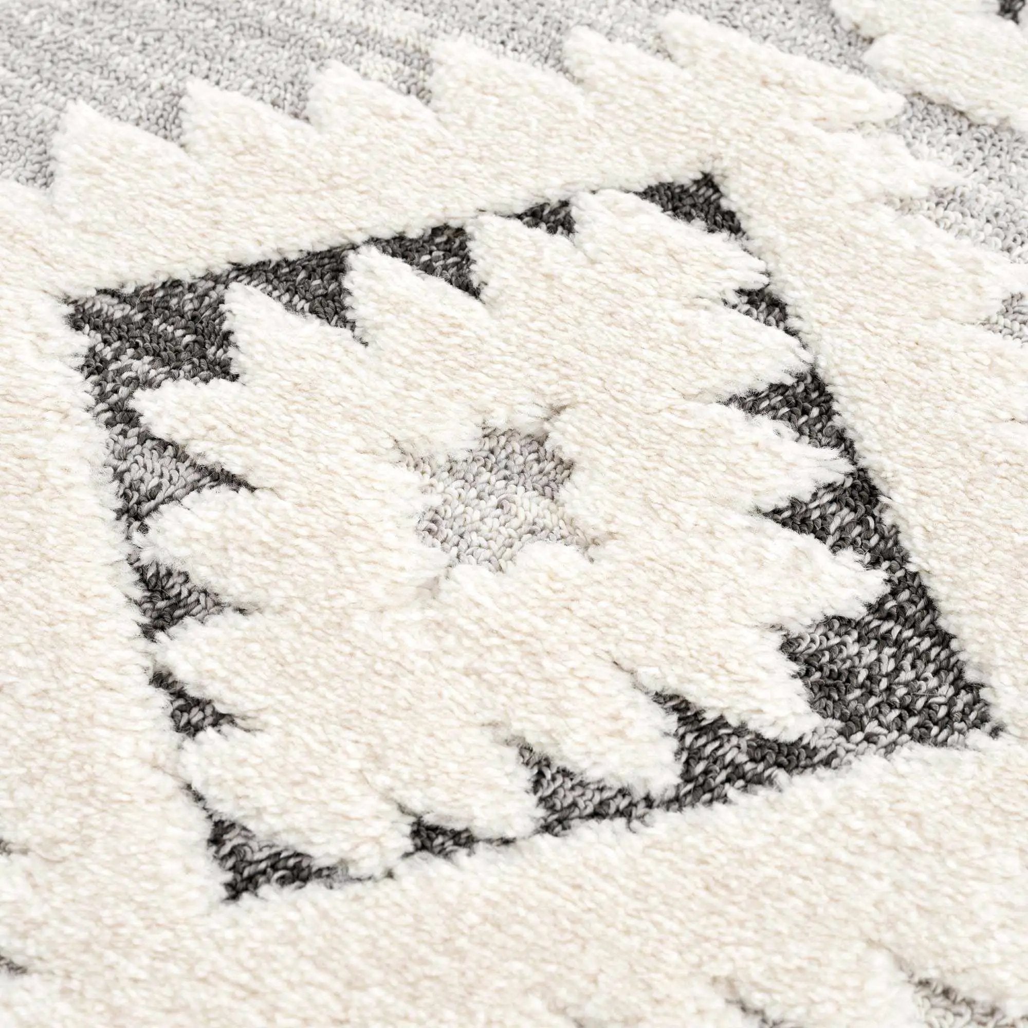 Dinganen High/Low Pile Area Rug - Clearance by Boutique Rugs