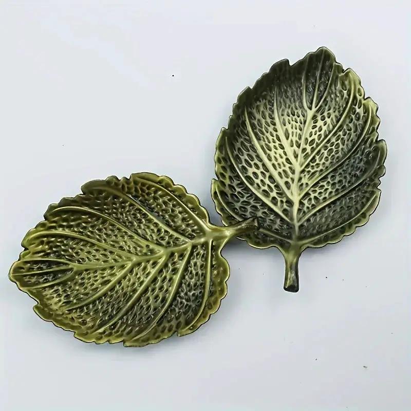 Nordic Maple Leaf Cup Coaster Compatible for Maple Syrup - Polished Metal Waterproof Table, Elegant Scandinavian Leaf for Tables, Dining Tables, Holiday Decor (Christmas, Thanksgiving) - Durable Metal Coa (Handwashable) by House Of Avana