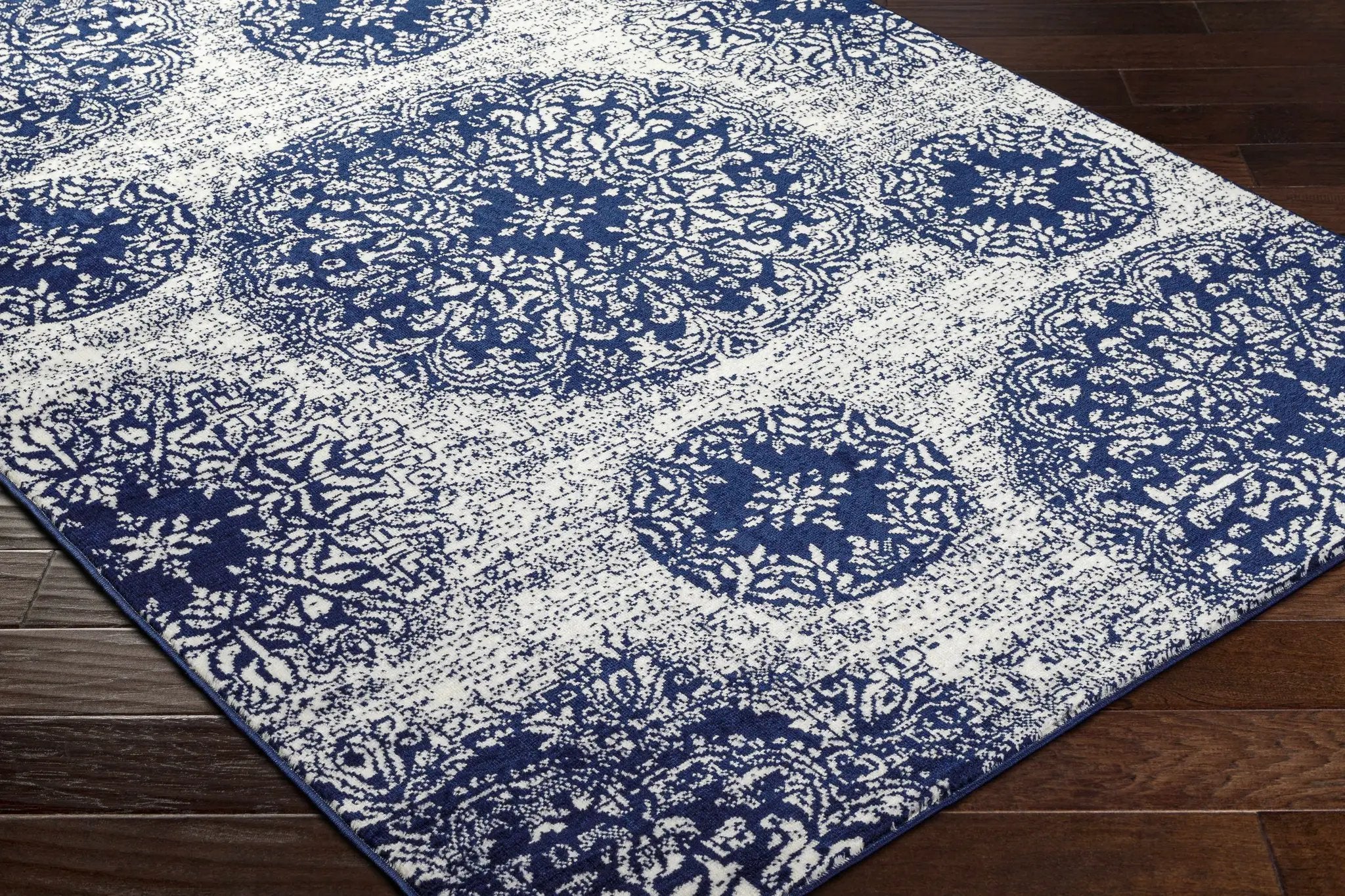 Nubia Area Rug - Clearance by Boutique Rugs