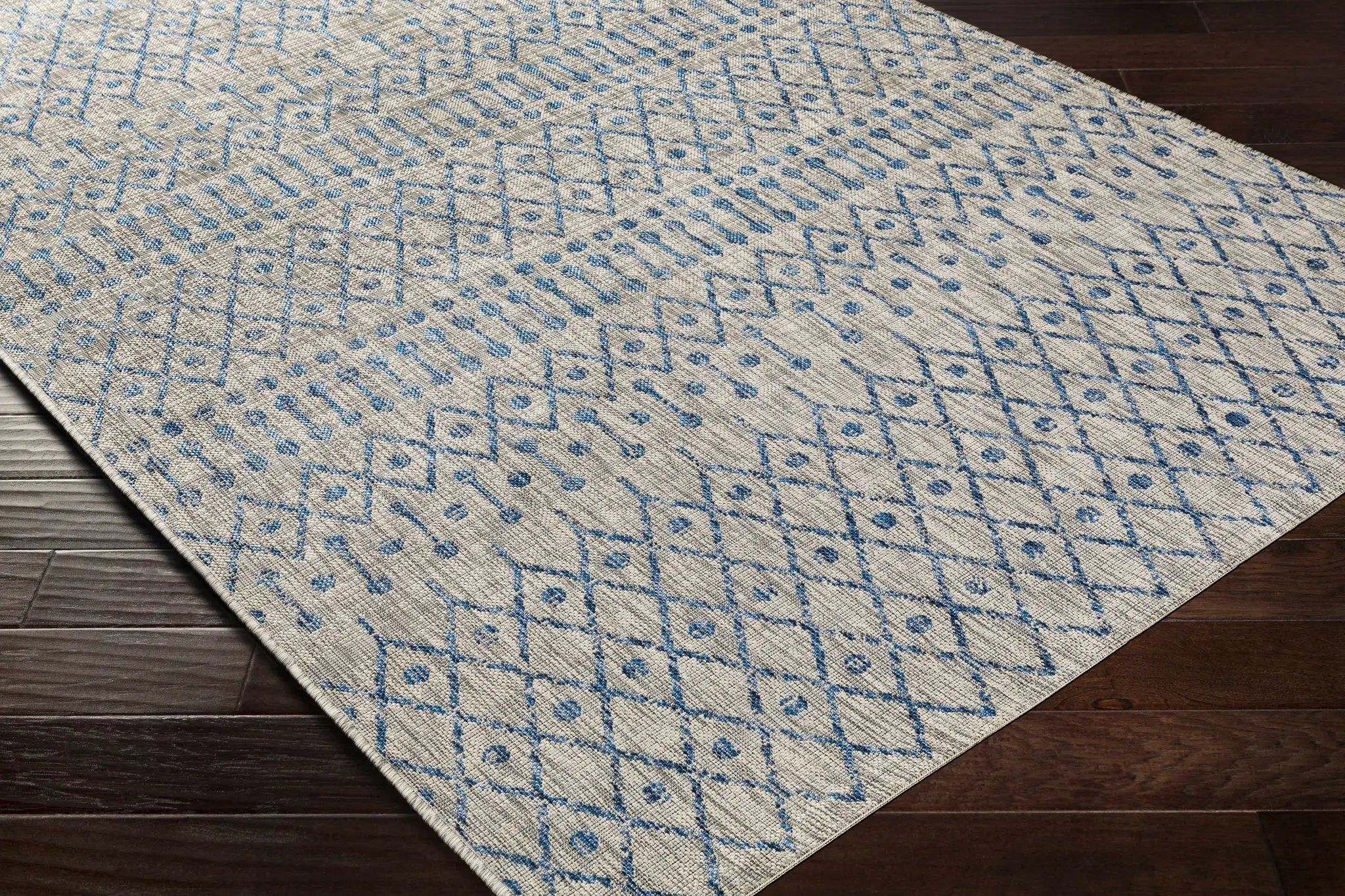 Newbern Outdoor Rug - Clearance by Boutique Rugs