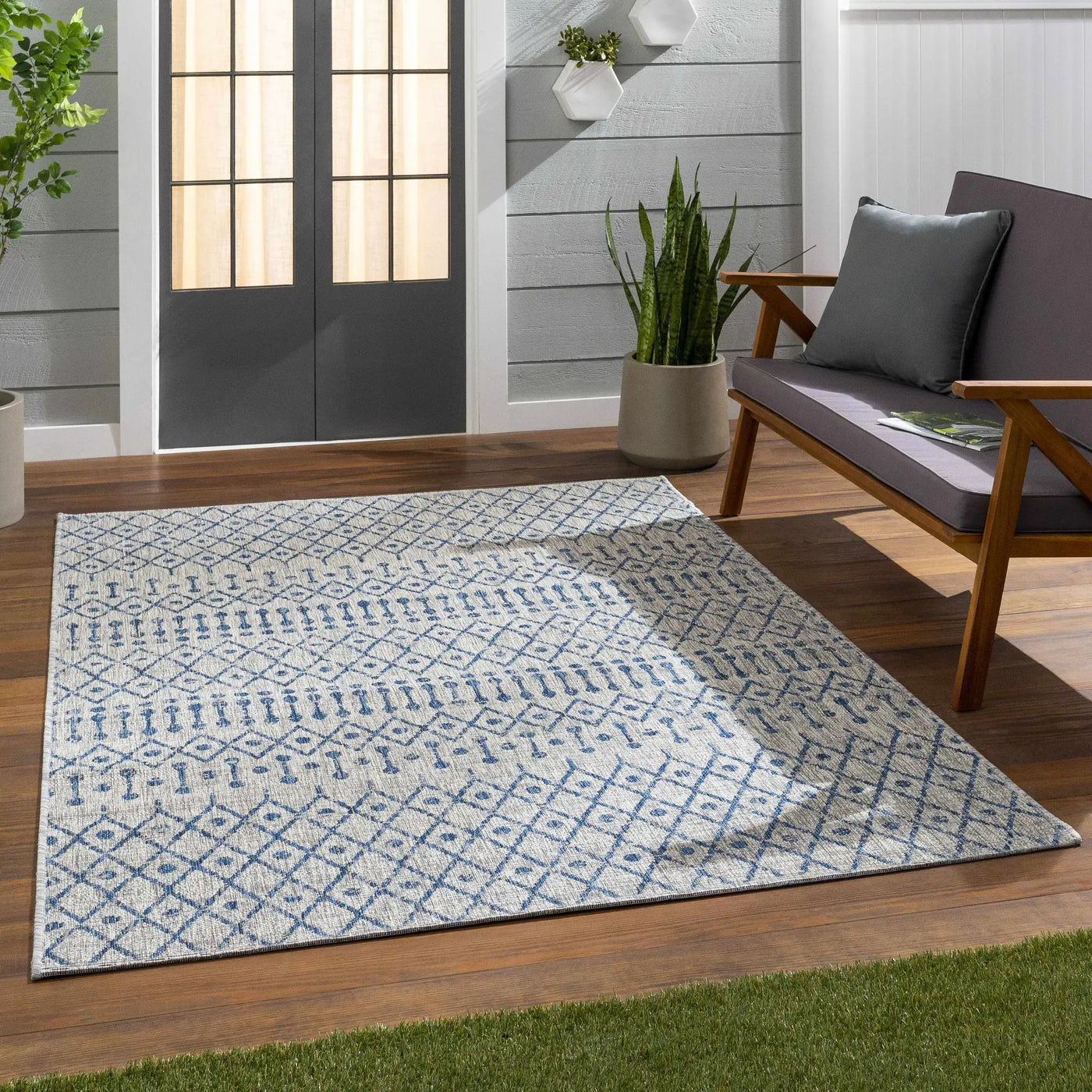 Newbern Outdoor Rug - Clearance by Boutique Rugs