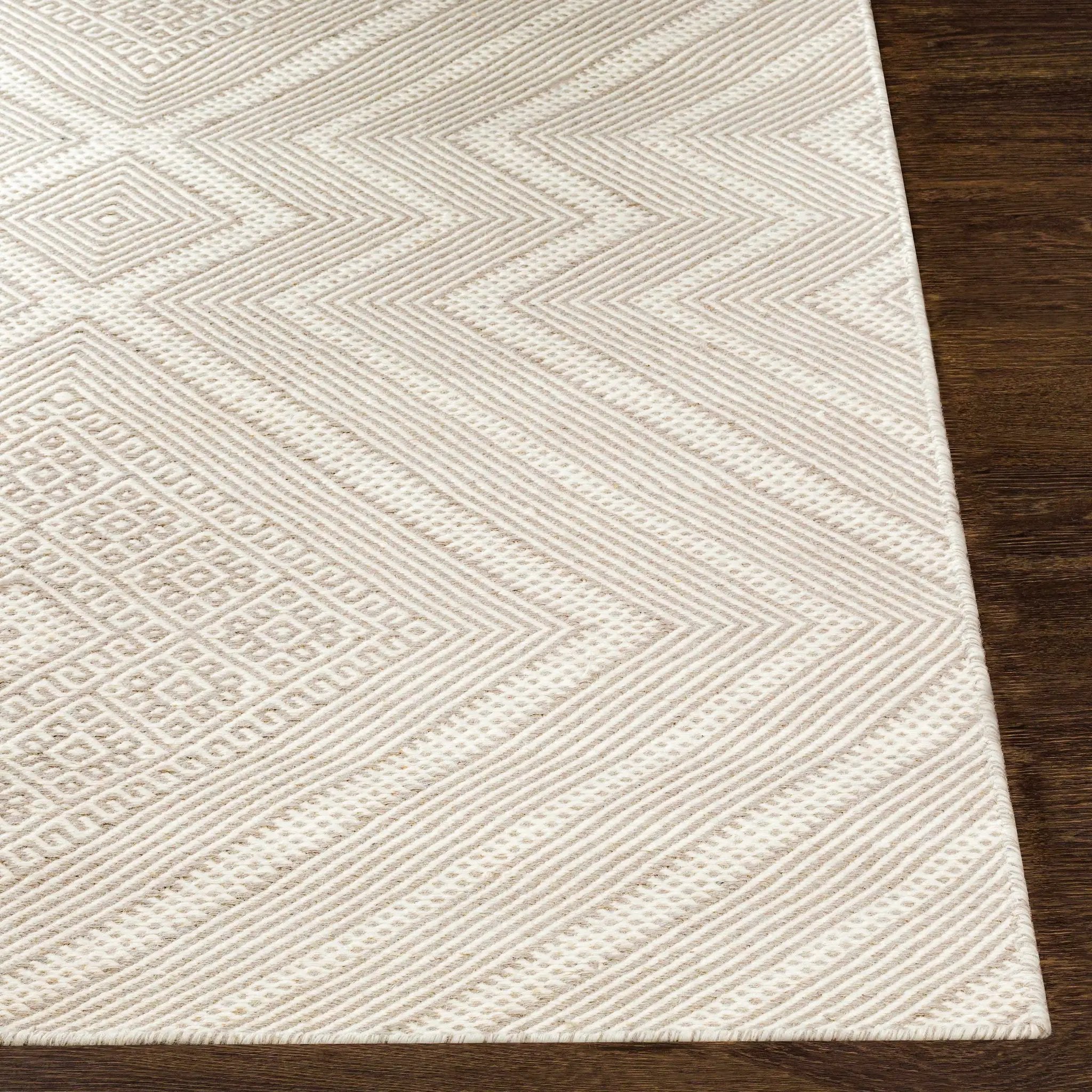 Olur Area Carpet - Clearance by Boutique Rugs