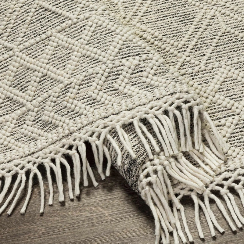 Ossun Wool Rug with Tassels by Boutique Rugs