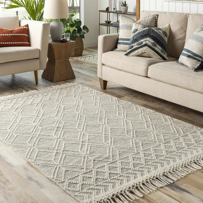 Ossun Wool Rug with Tassels by Boutique Rugs