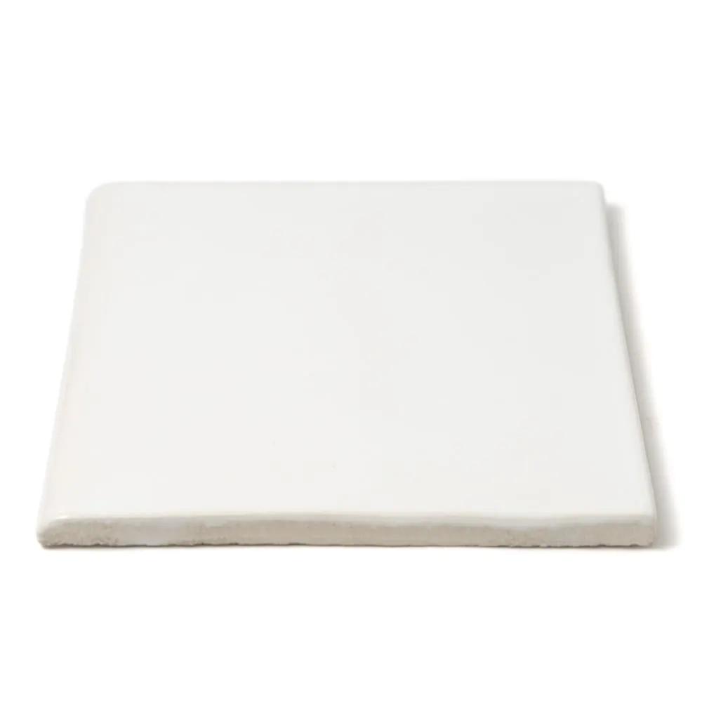 Palace Blanc Glossy Bullnose Ceramic Moldings 6x6 closeup 1