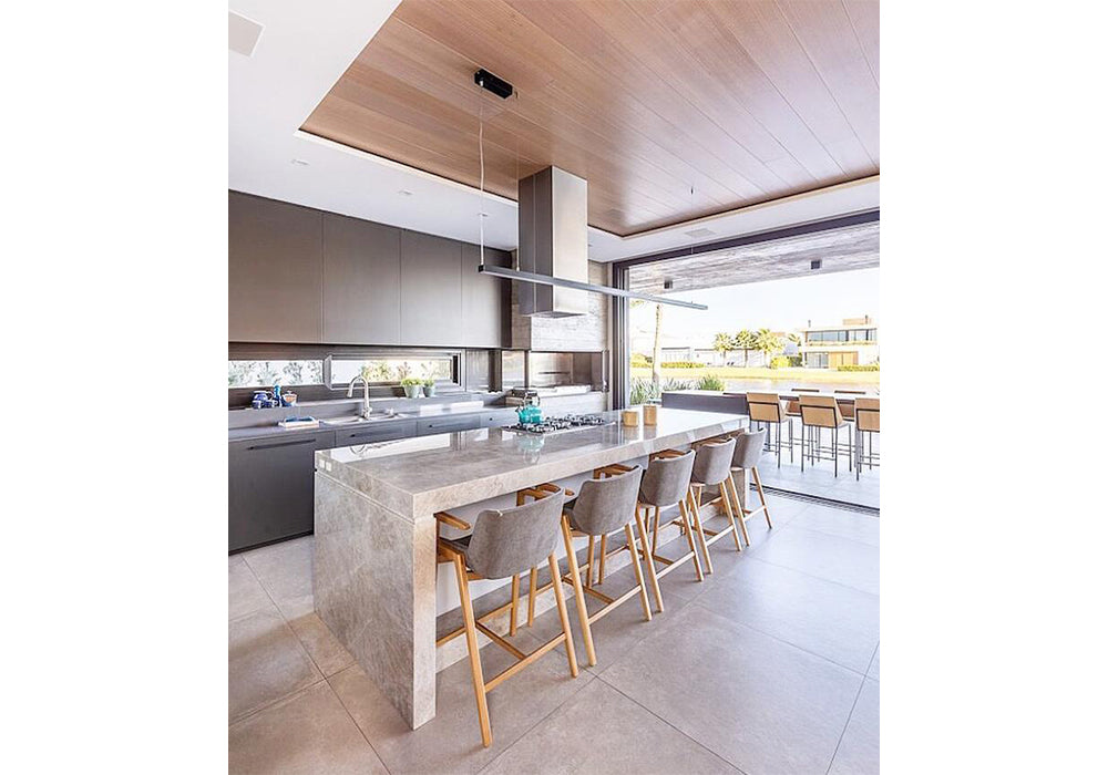 Perla Venato Polished Quartzite Slab Random room scene 4