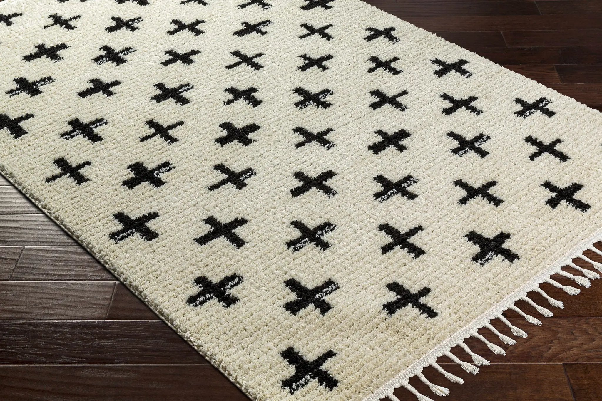 Anda Black on White Moroccan Plush Rug - Clearance by Boutique Rugs