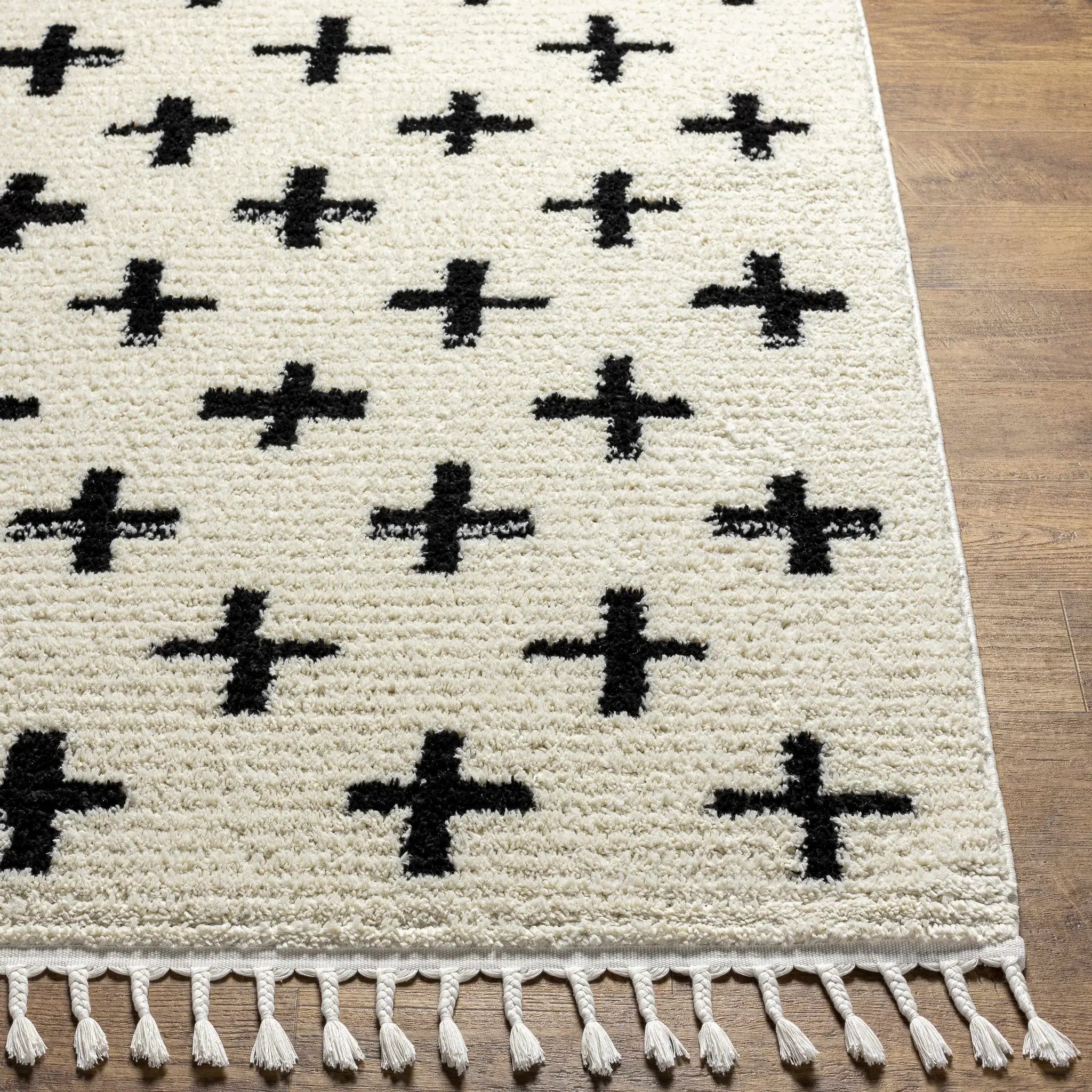 Anda Black on White Moroccan Plush Rug - Clearance by Boutique Rugs
