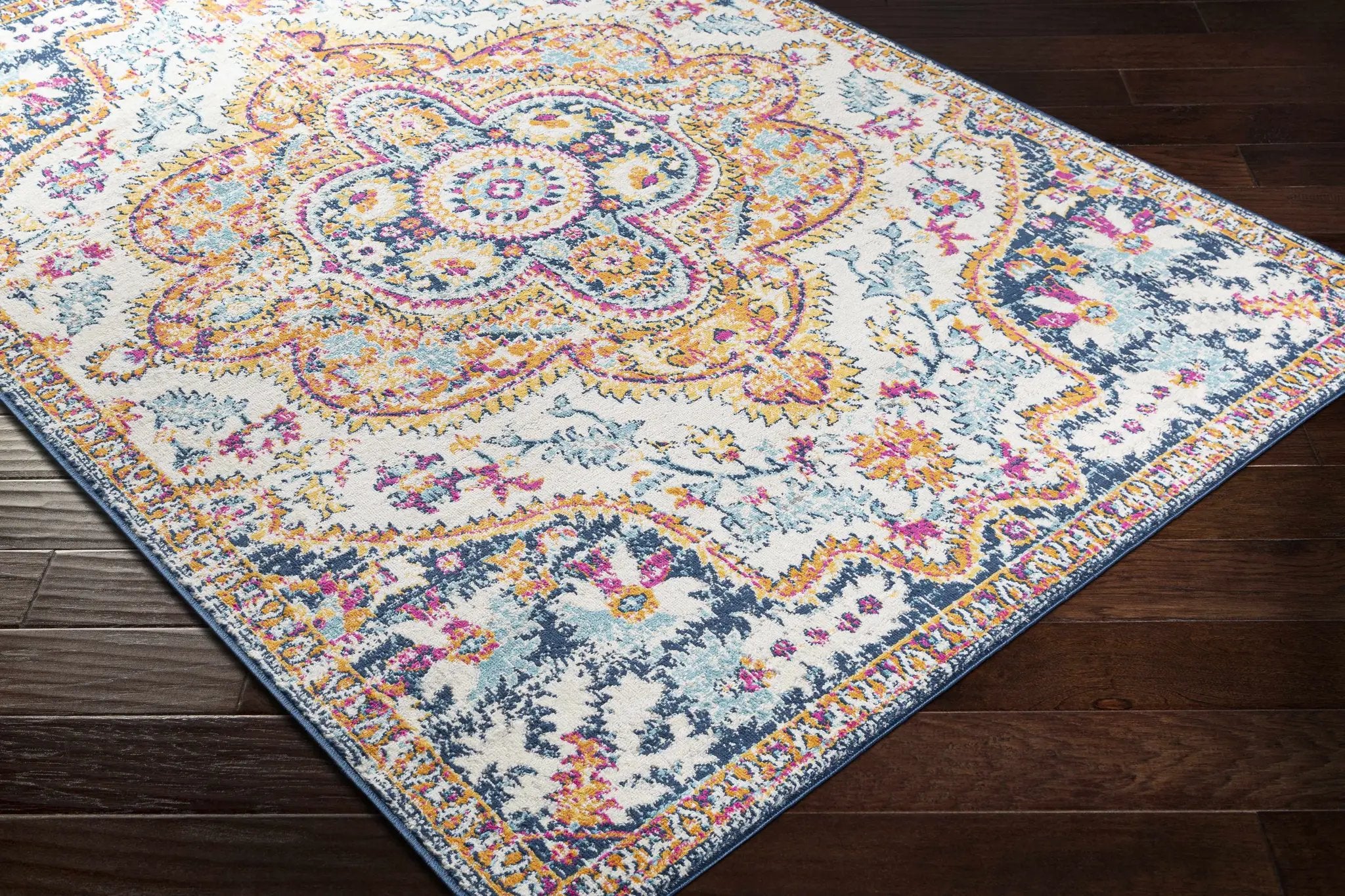 Pimperne Traditional Medallion Area Rug - Clearance by Boutique Rugs