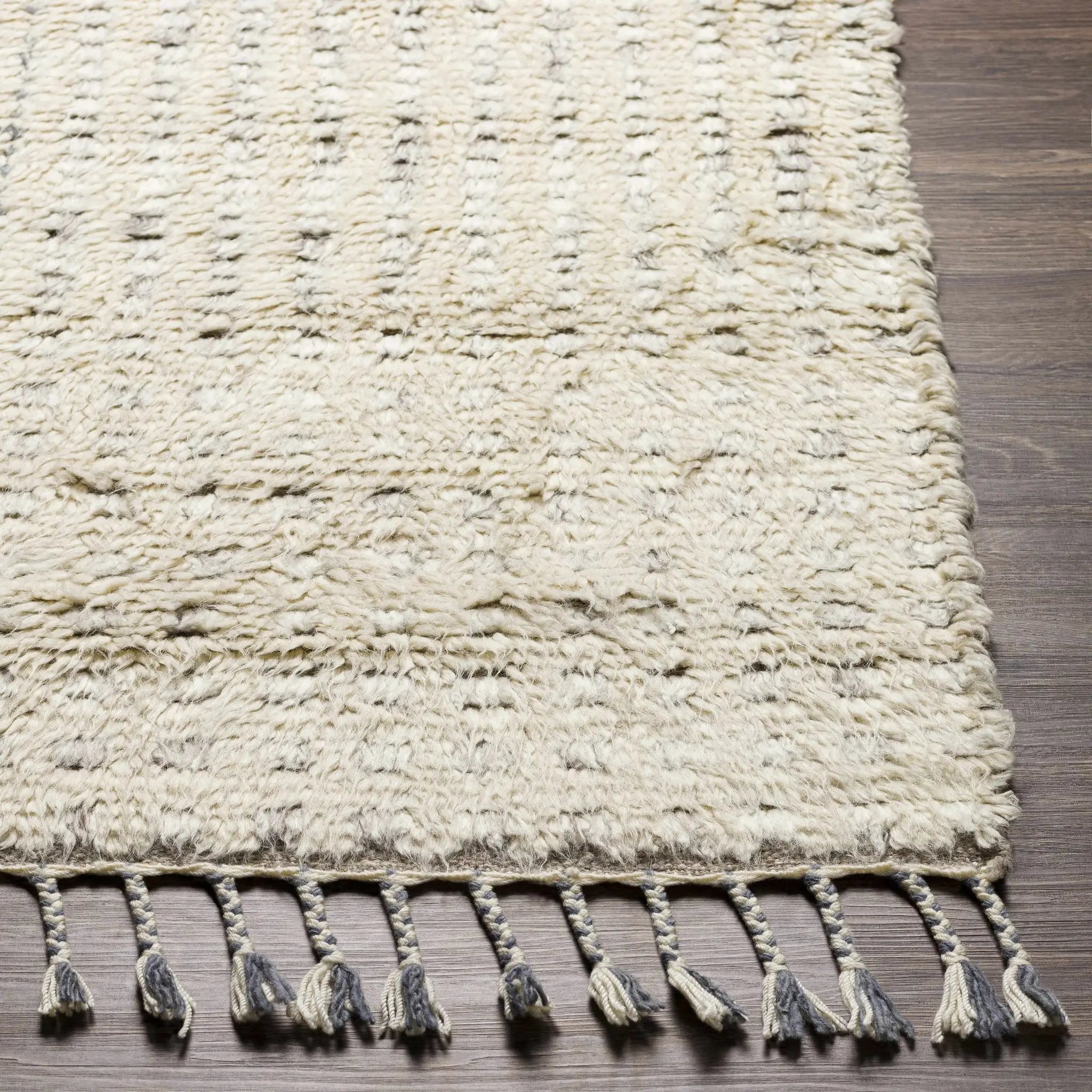 Plean Premium Rug - Clearance by Boutique Rugs