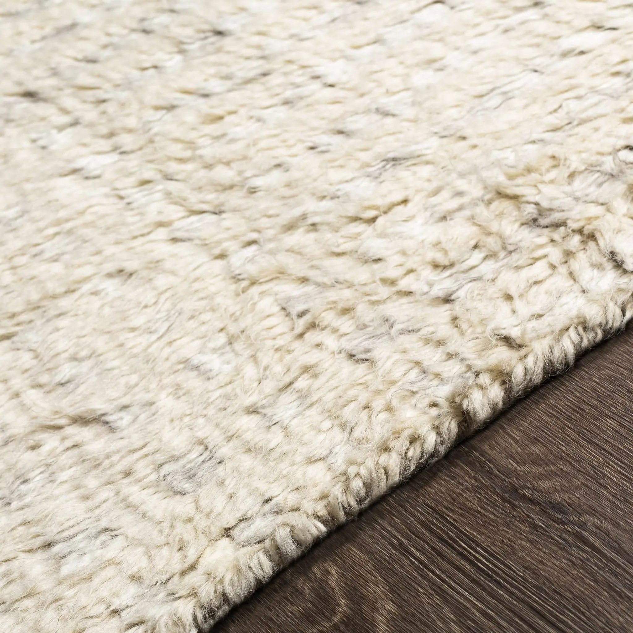 Plean Premium Rug - Clearance by Boutique Rugs