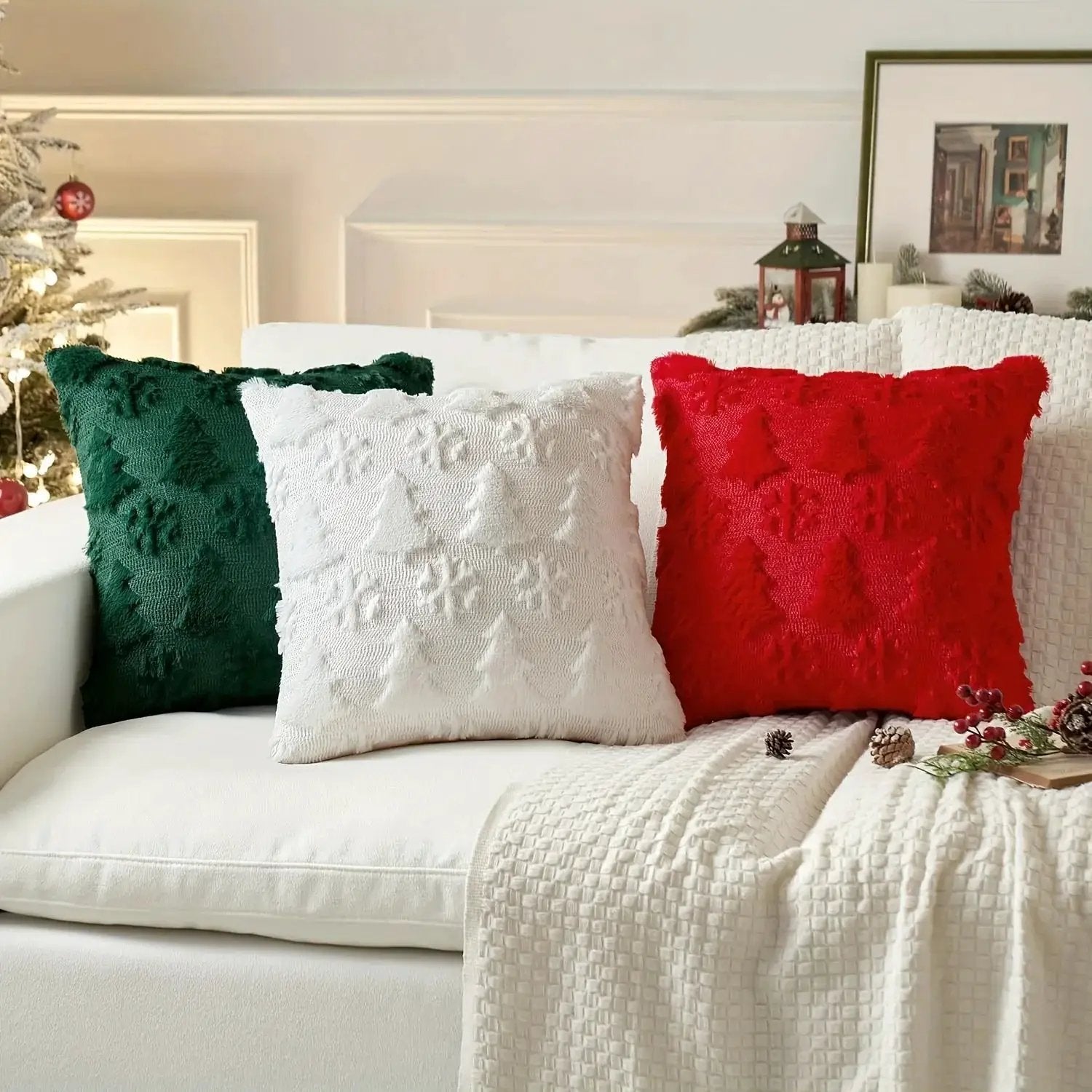 Plush Christmas Pillow Covers 45.72x45.72 cm - Green/Red/Golden Lace-Like Patterns, Zippered by House Of Avana