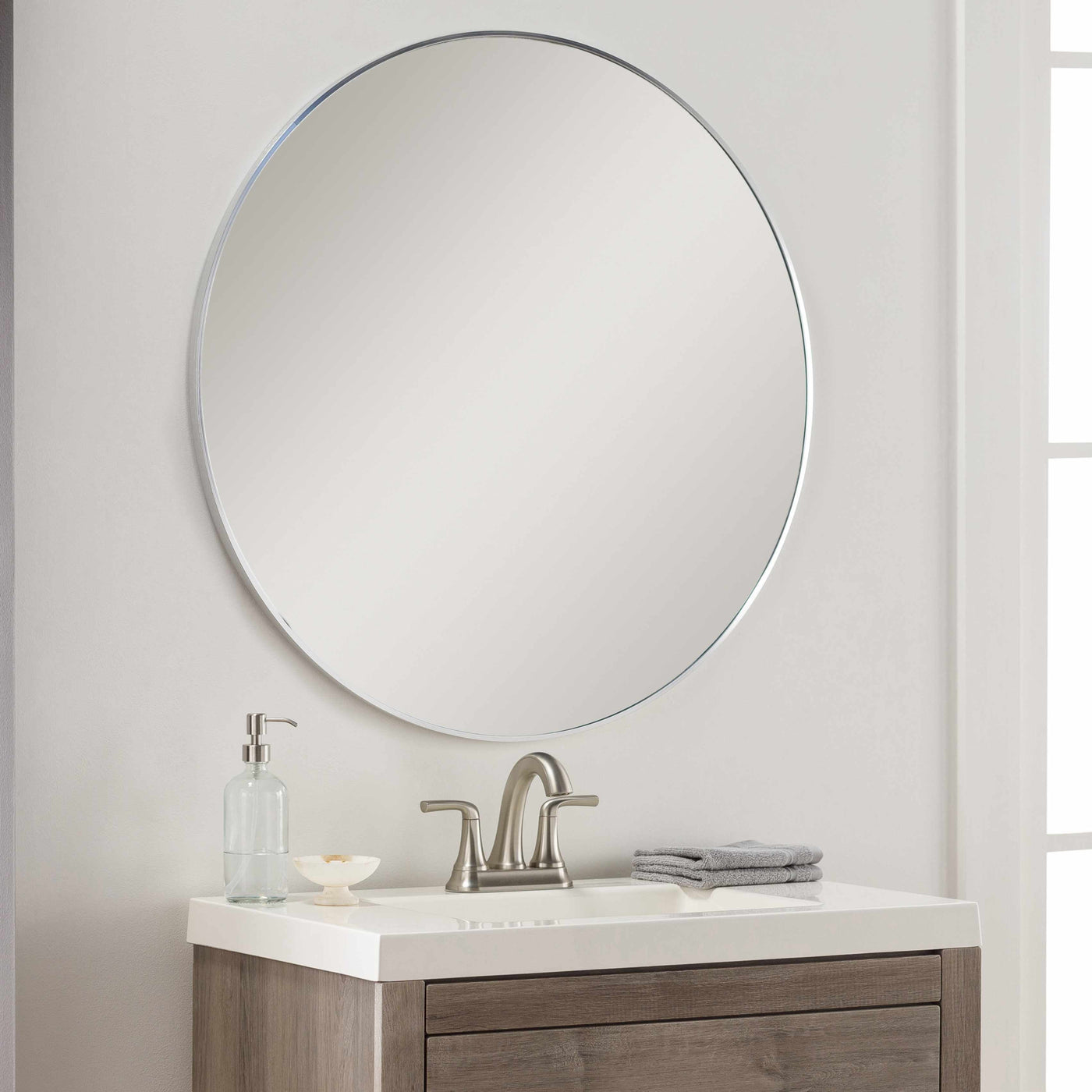 Pontalina Round Silver Gray Mirror by Boutique Rugs