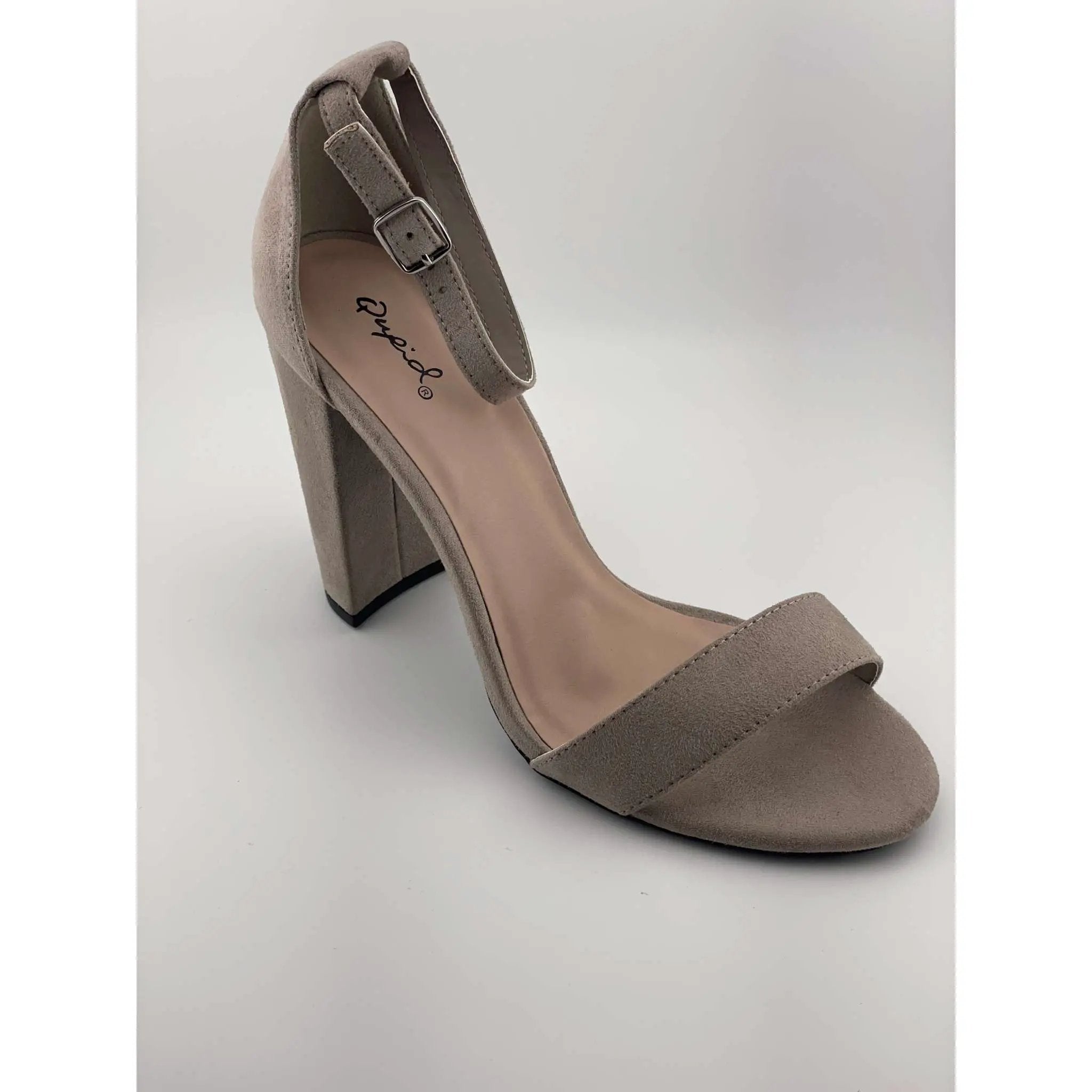 Qupid Women's Single Sole Sandal with Chunky Heel Heeled by Selzalot