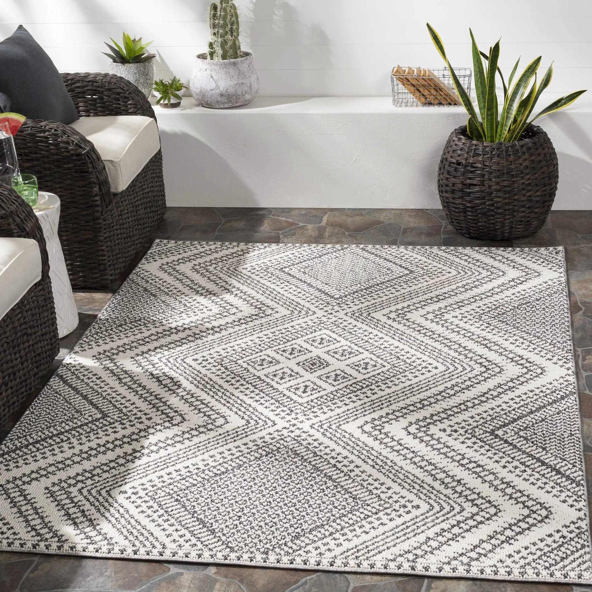 Queanbeyan Area Rug - Clearance by Boutique Rugs