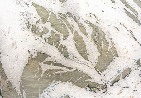 Raggio Di Luna Polished Quartzite Slab Random