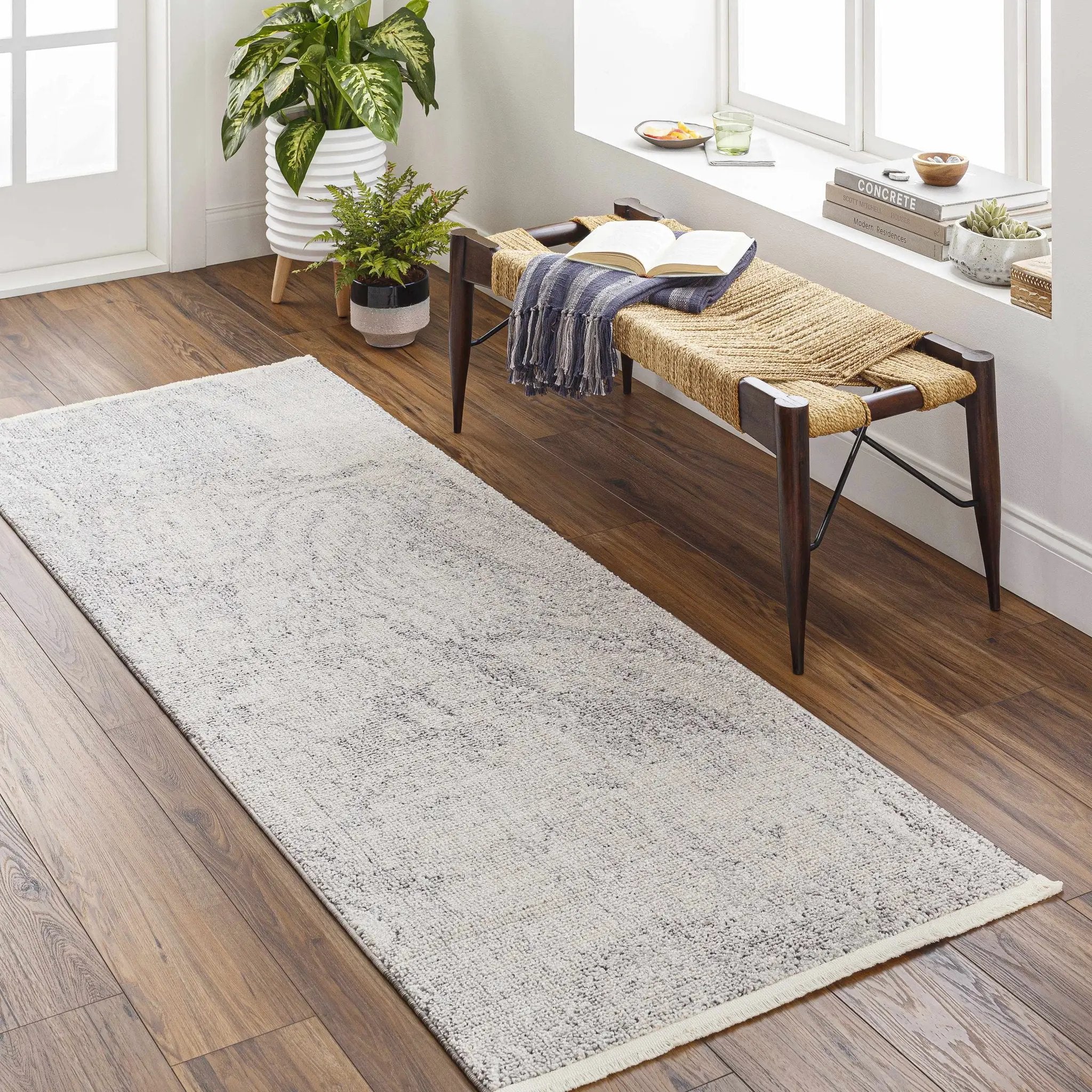 Rahm Ivory Marble Area Rug - Clearance by Boutique Rugs