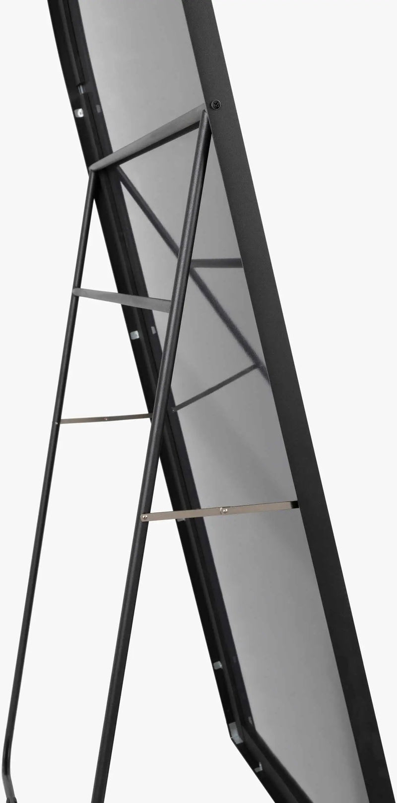 Yagodnoye Mirror by Boutique Rugs