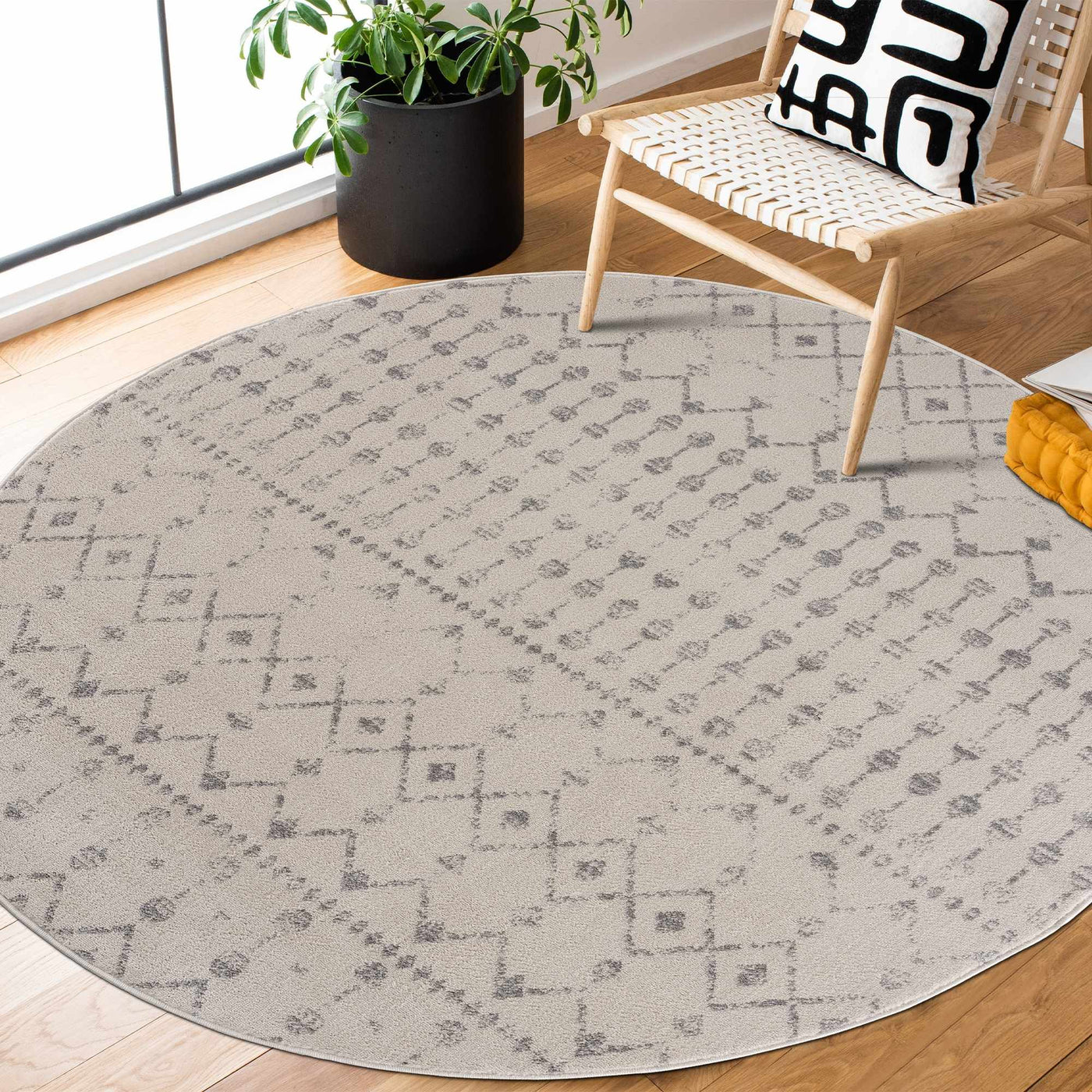 Tigrican Ivory 2331 Area Rug - Clearance by Boutique Rugs