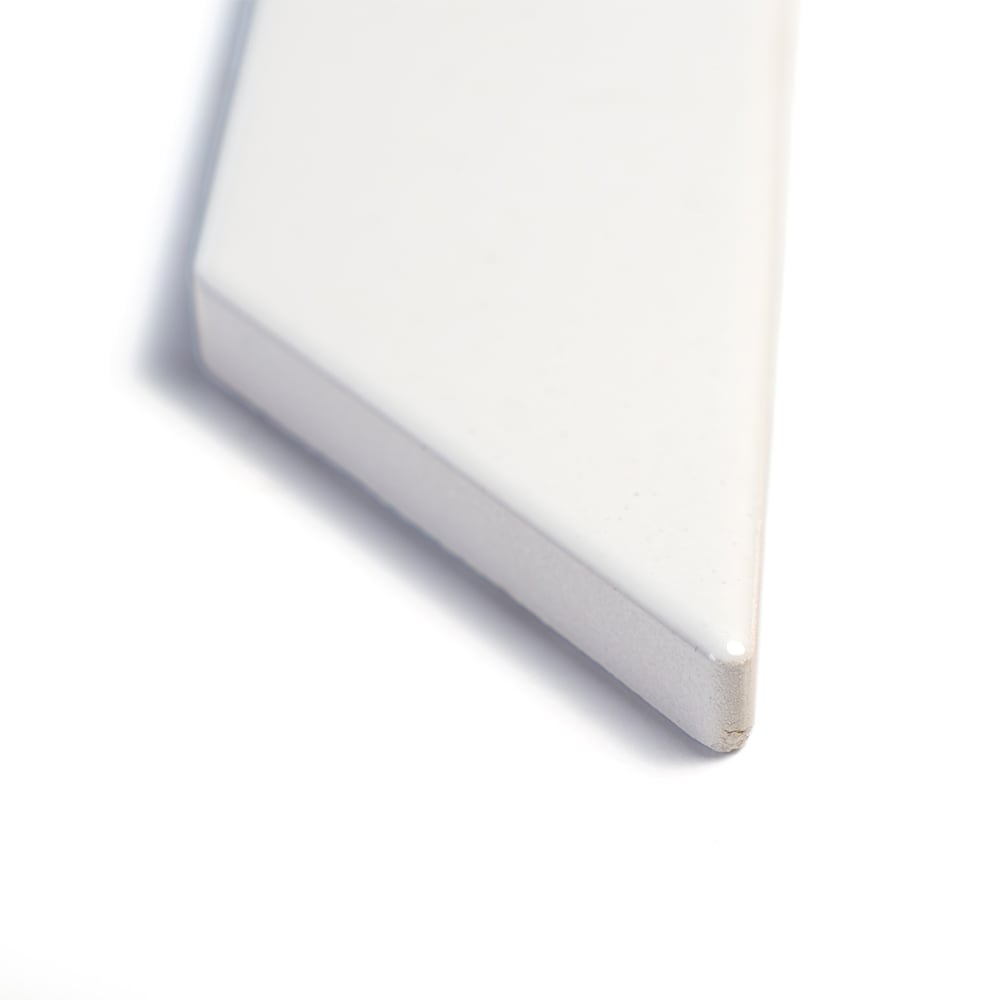 Royal White Glossy Base Trim Ceramic Moldings 4 3/16x6 Ceramic Glossy 6x6 Moldings — 4