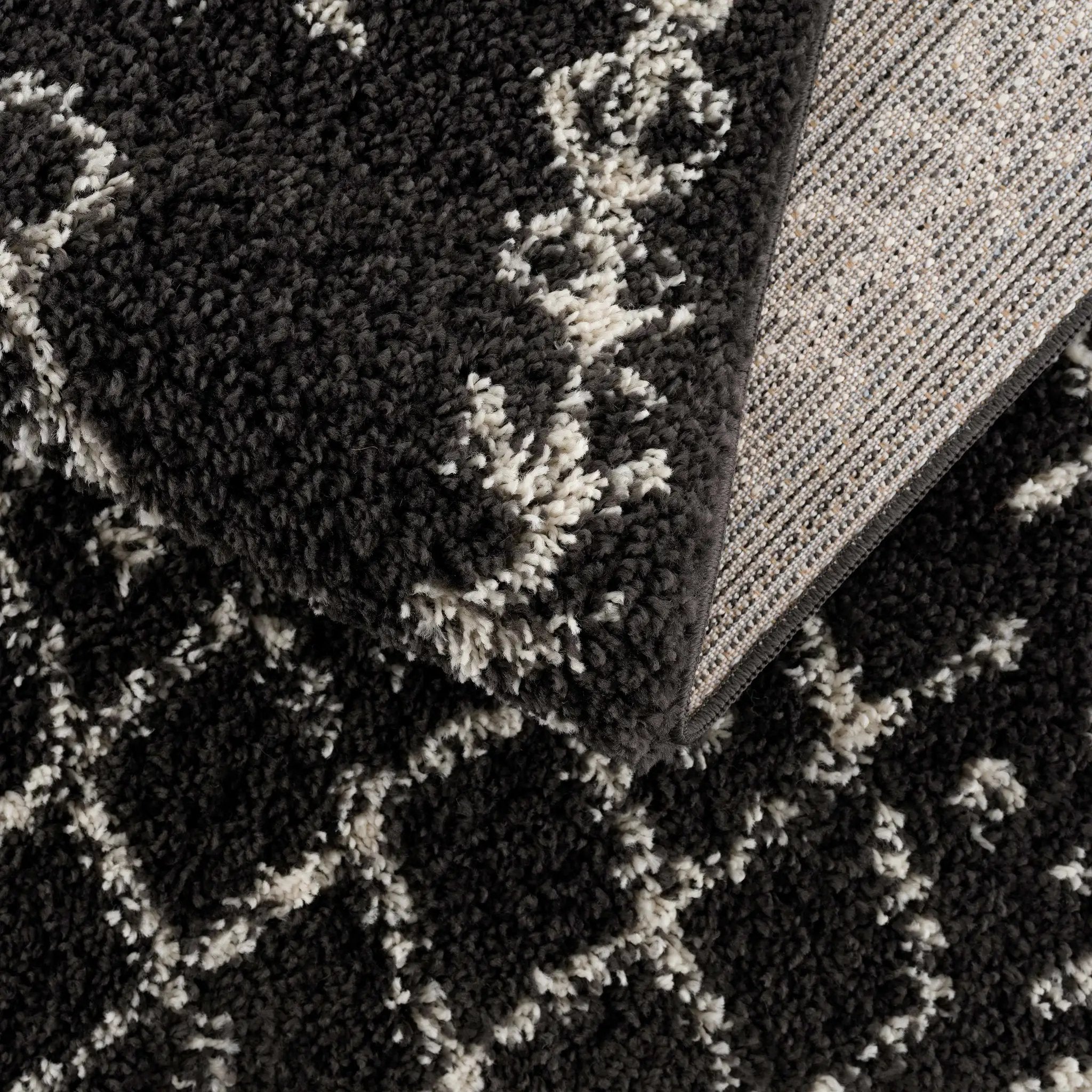 Thetford Black Berber Shag Rug - Clearance by Boutique Rugs