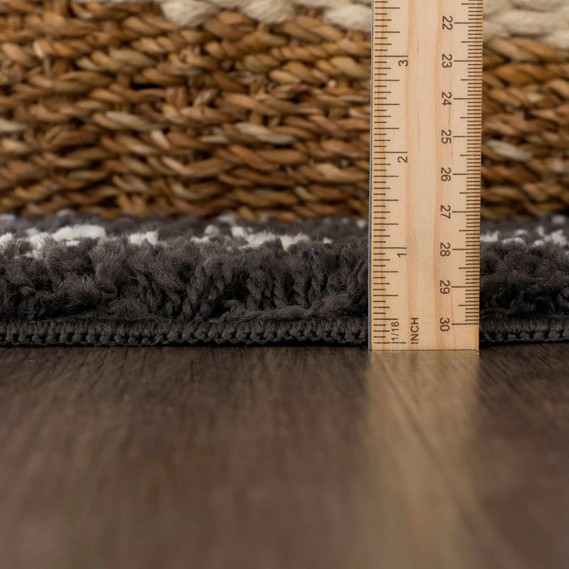 Thetford Black Berber Shag Rug - Clearance by Boutique Rugs