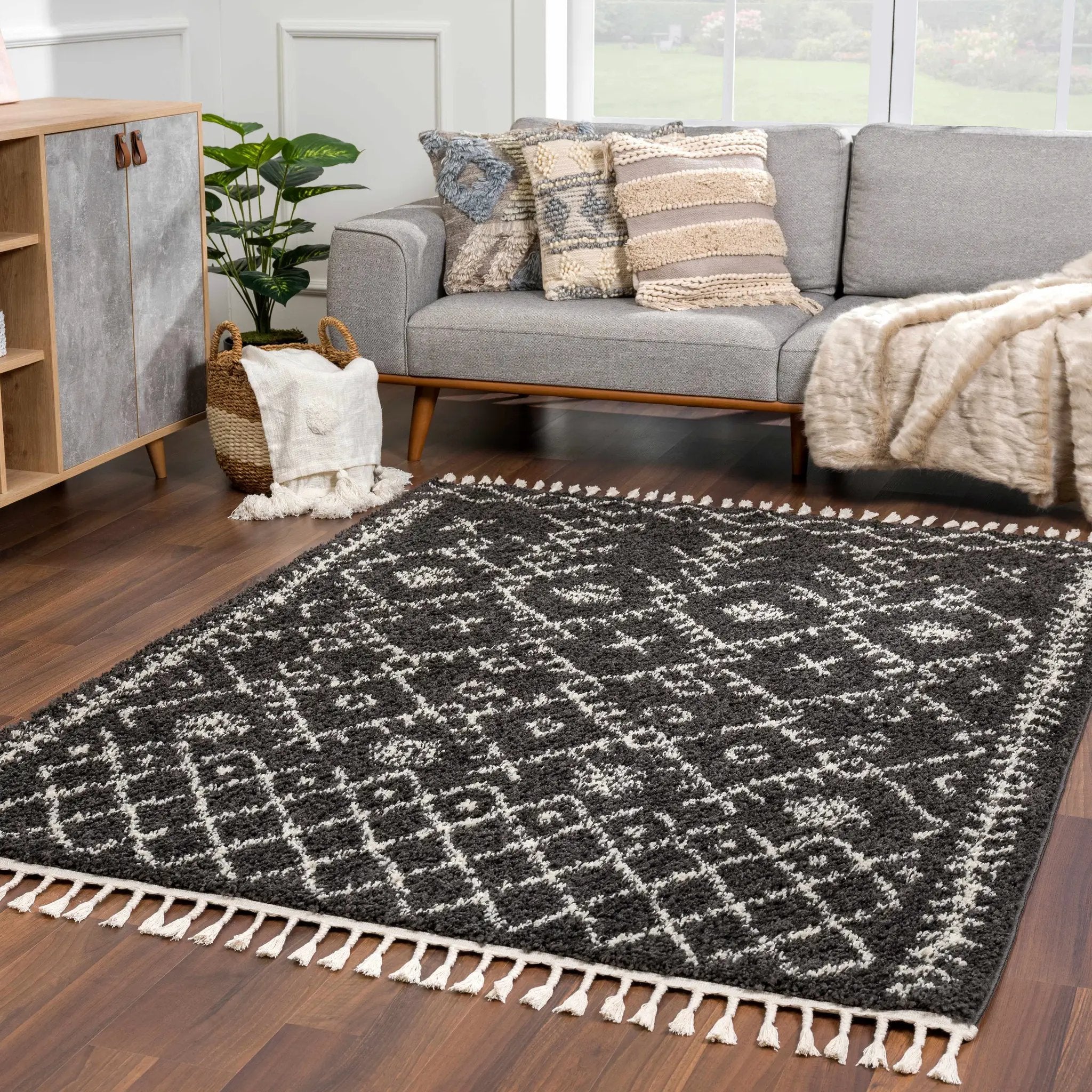 Thetford Black Berber Shag Rug - Clearance by Boutique Rugs