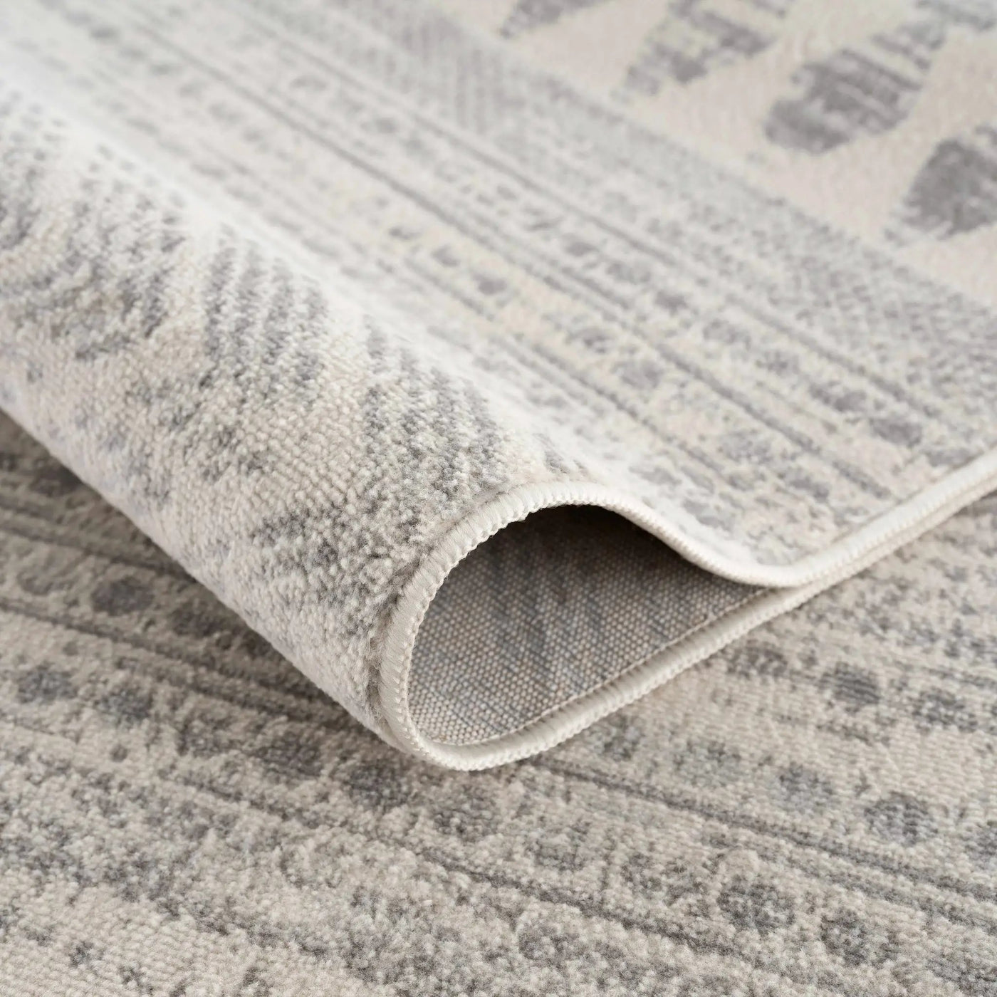 Chinnor Area Rug - Clearance by Boutique Rugs