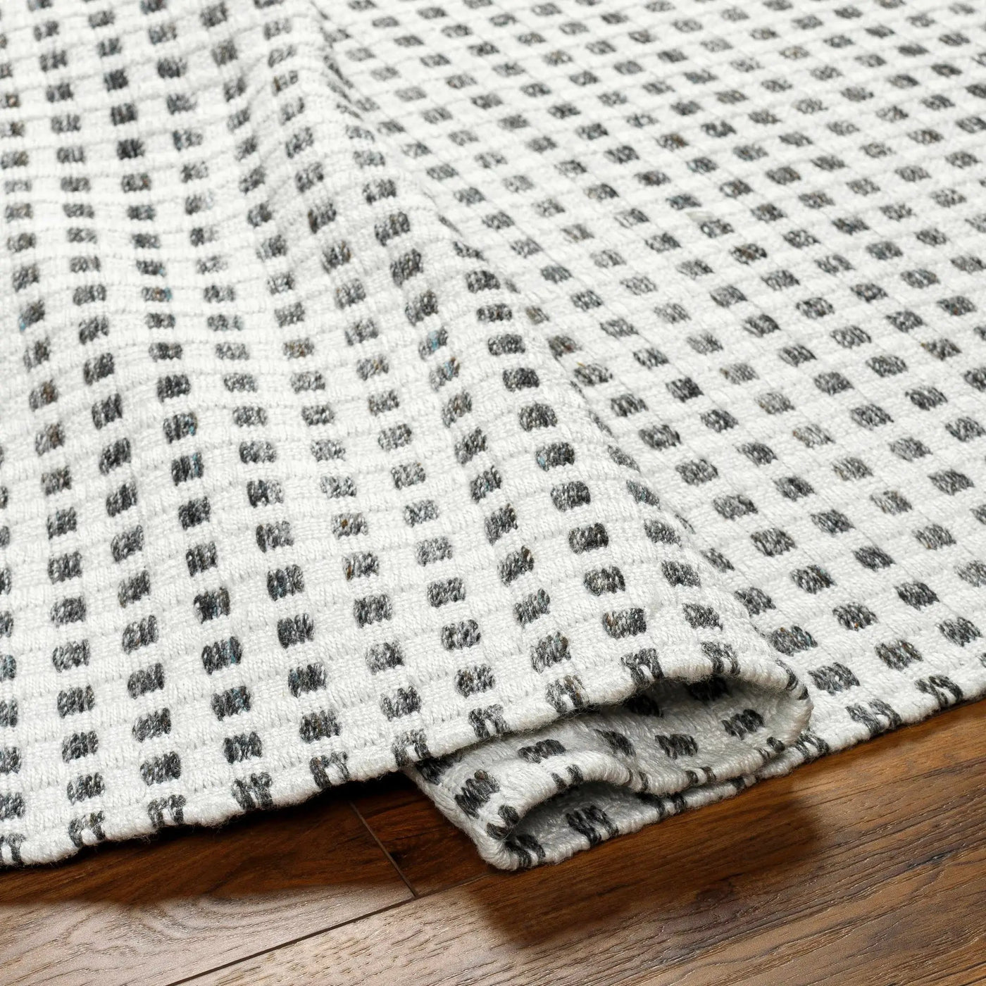 Bence Black & White Area Rug - Clearance by Boutique Rugs
