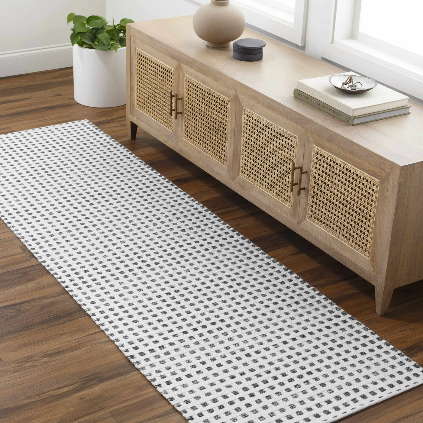 Bence Black & White Area Rug - Clearance by Boutique Rugs