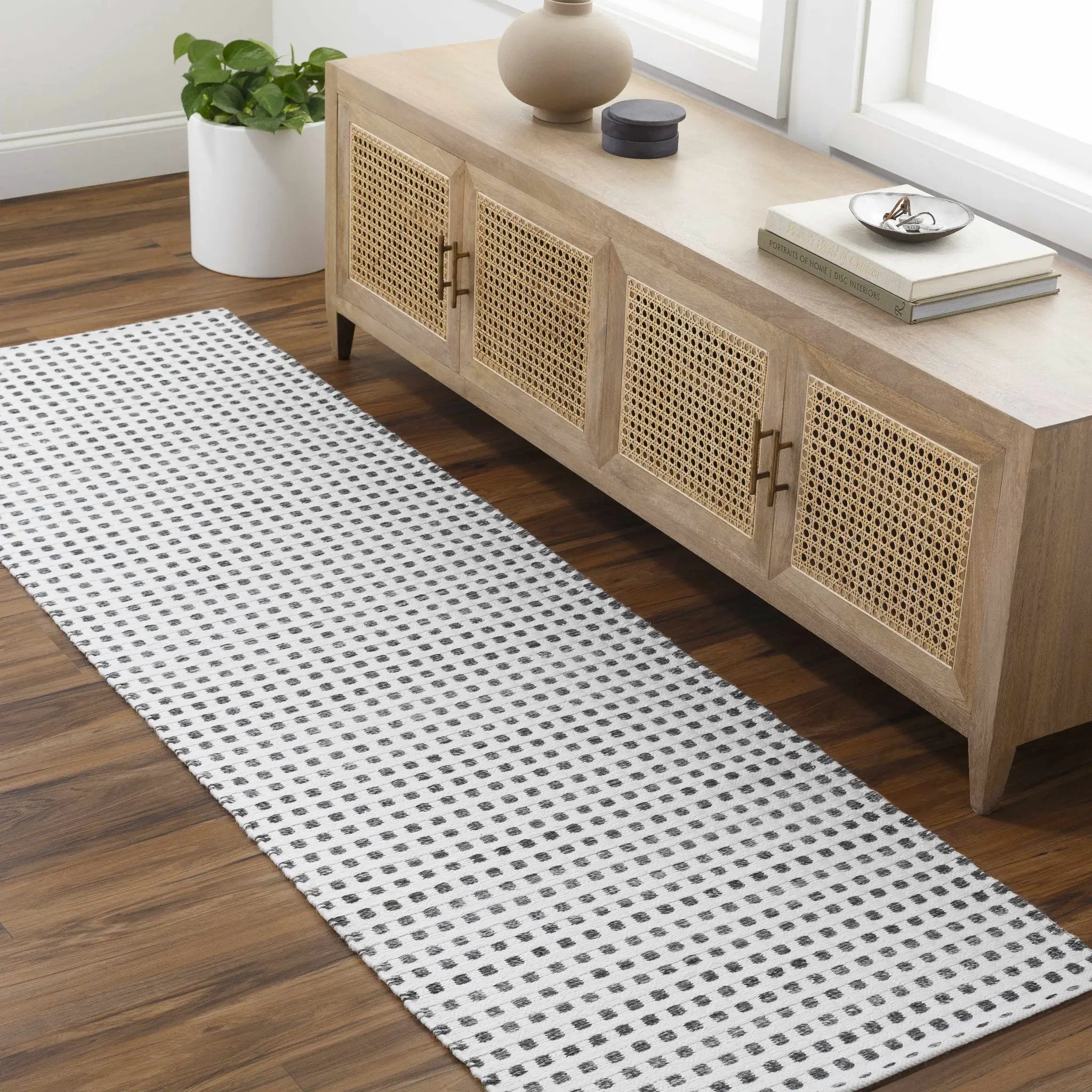 Bence Black & White Area Rug - Clearance by Boutique Rugs