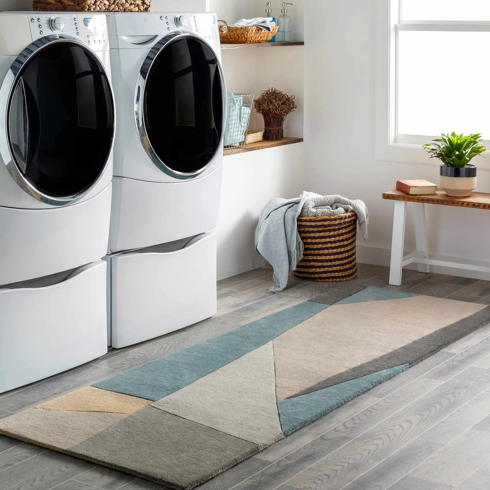 Salida Modern Wool Rug by Boutique Rugs
