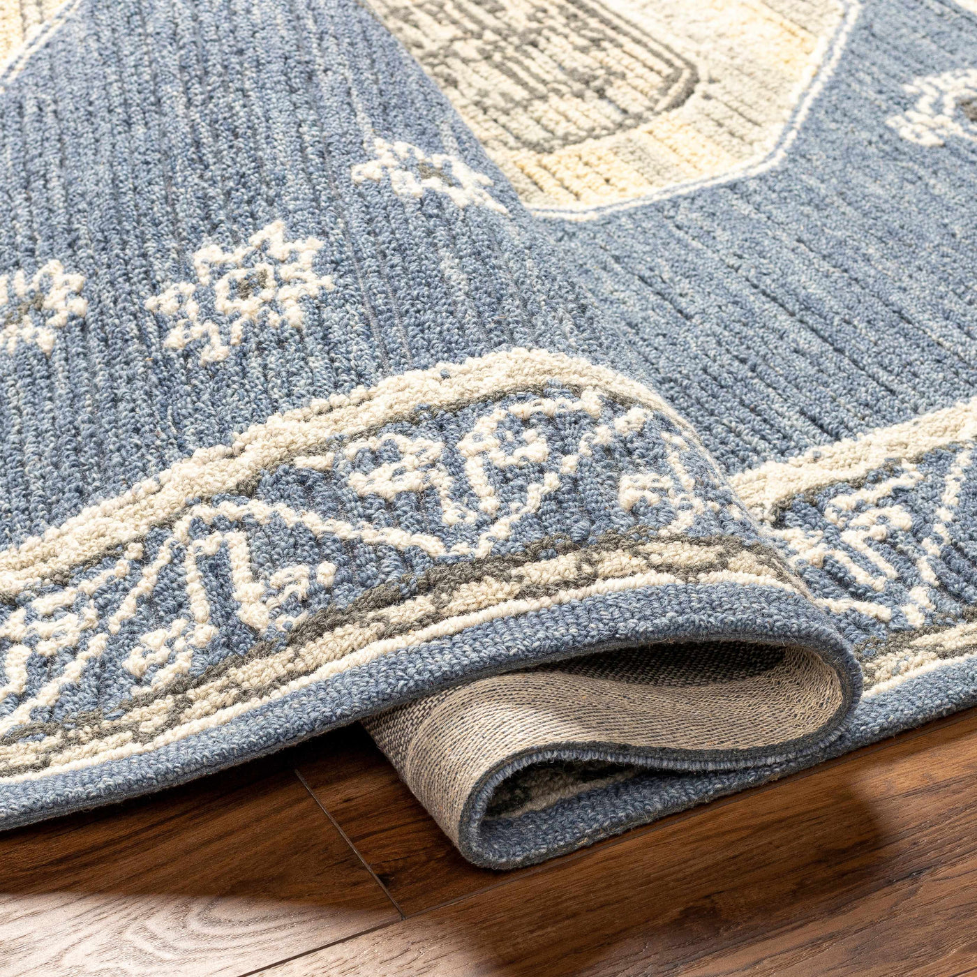 Arwan Area Rug - Clearance by Boutique Rugs