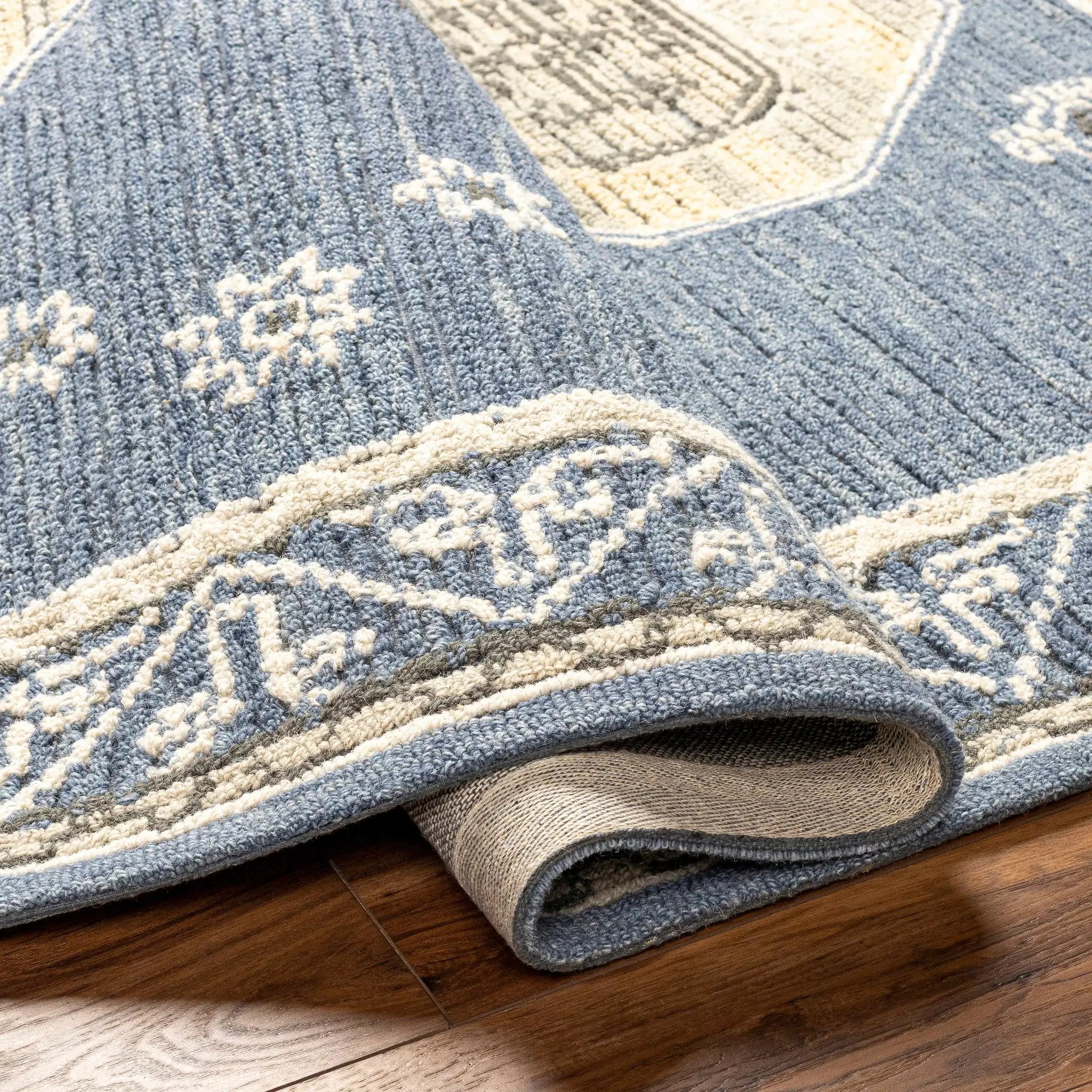Arwan Area Rug - Clearance by Boutique Rugs