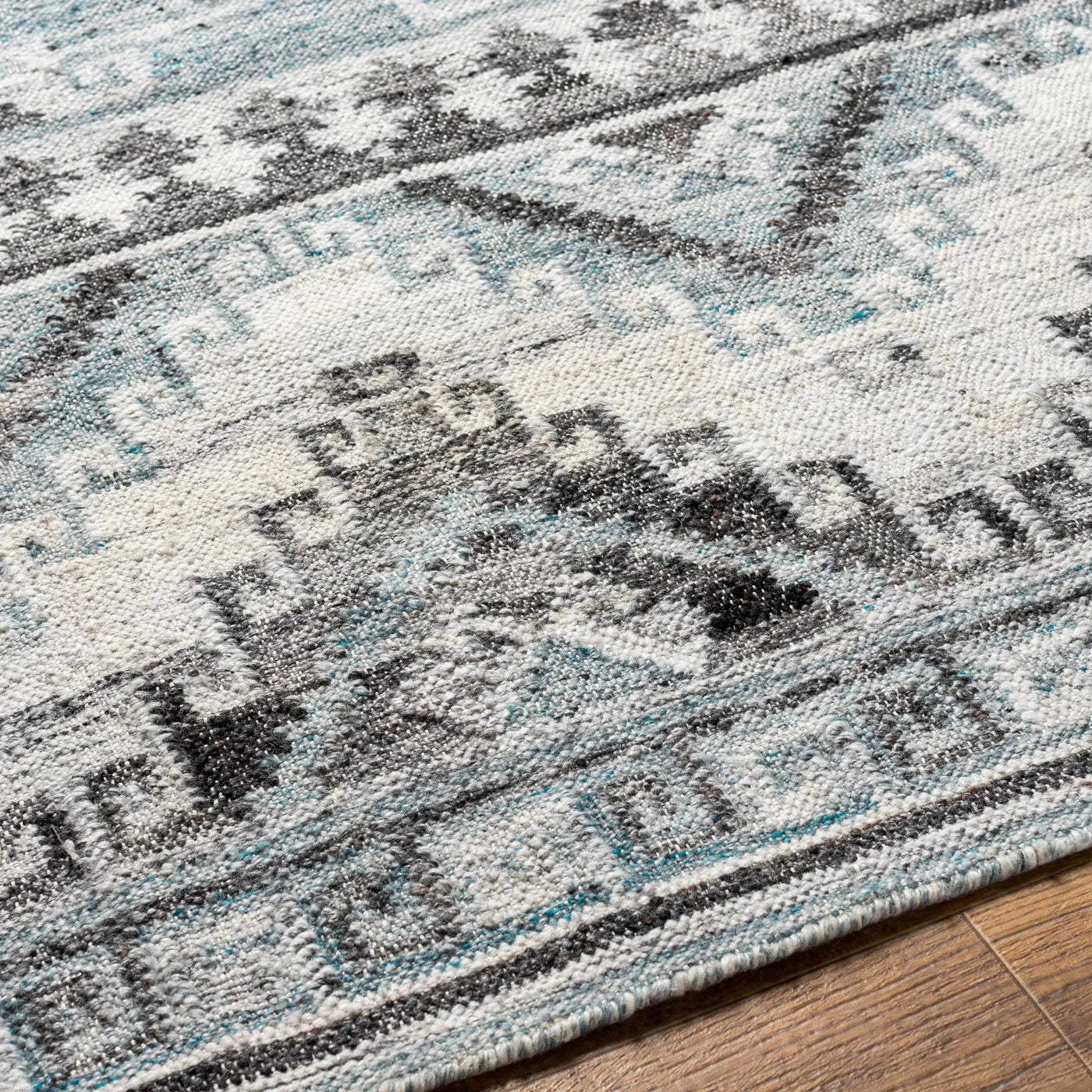 Binda Area Rug - Clearance by Boutique Rugs
